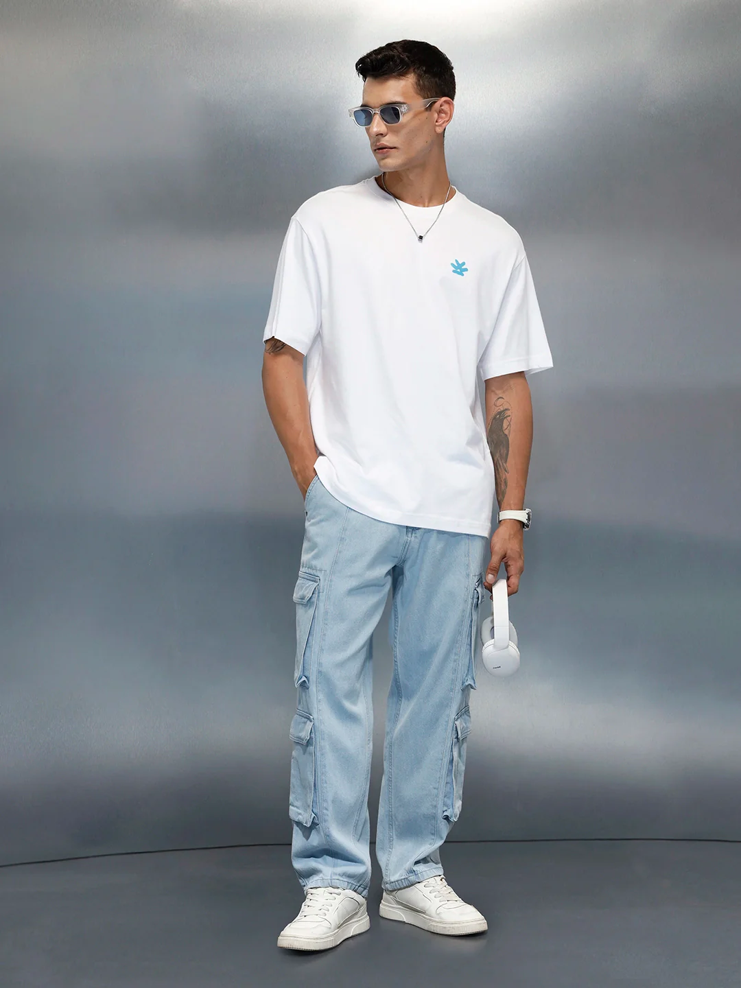 Men's Casual Back Graphic Pritned Oevrsized Fit T-Shirt | White - Image 2