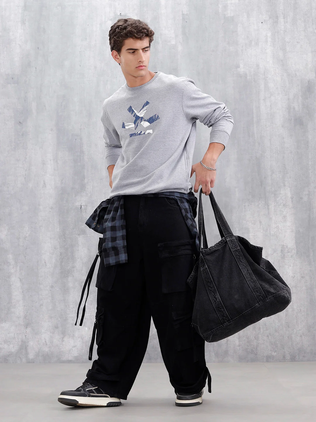 Men's Casual Branded Comfort Fit Sweatshirt | Grey - Image 2