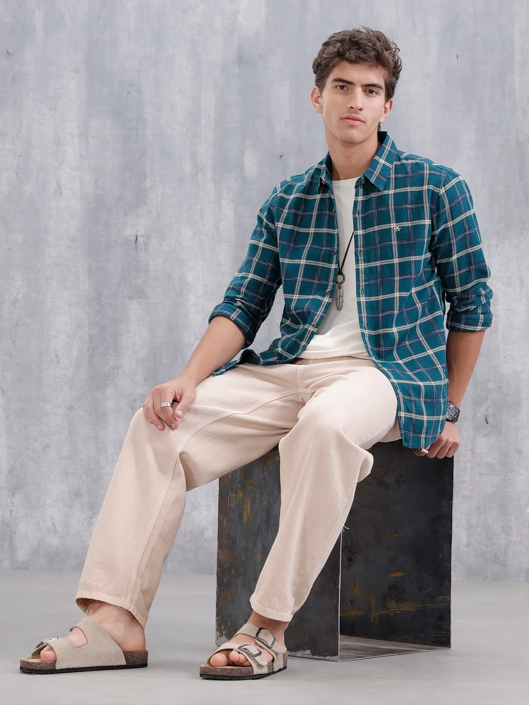 Men's Casual Checkered Pattern Shirt | Olive - Image 2