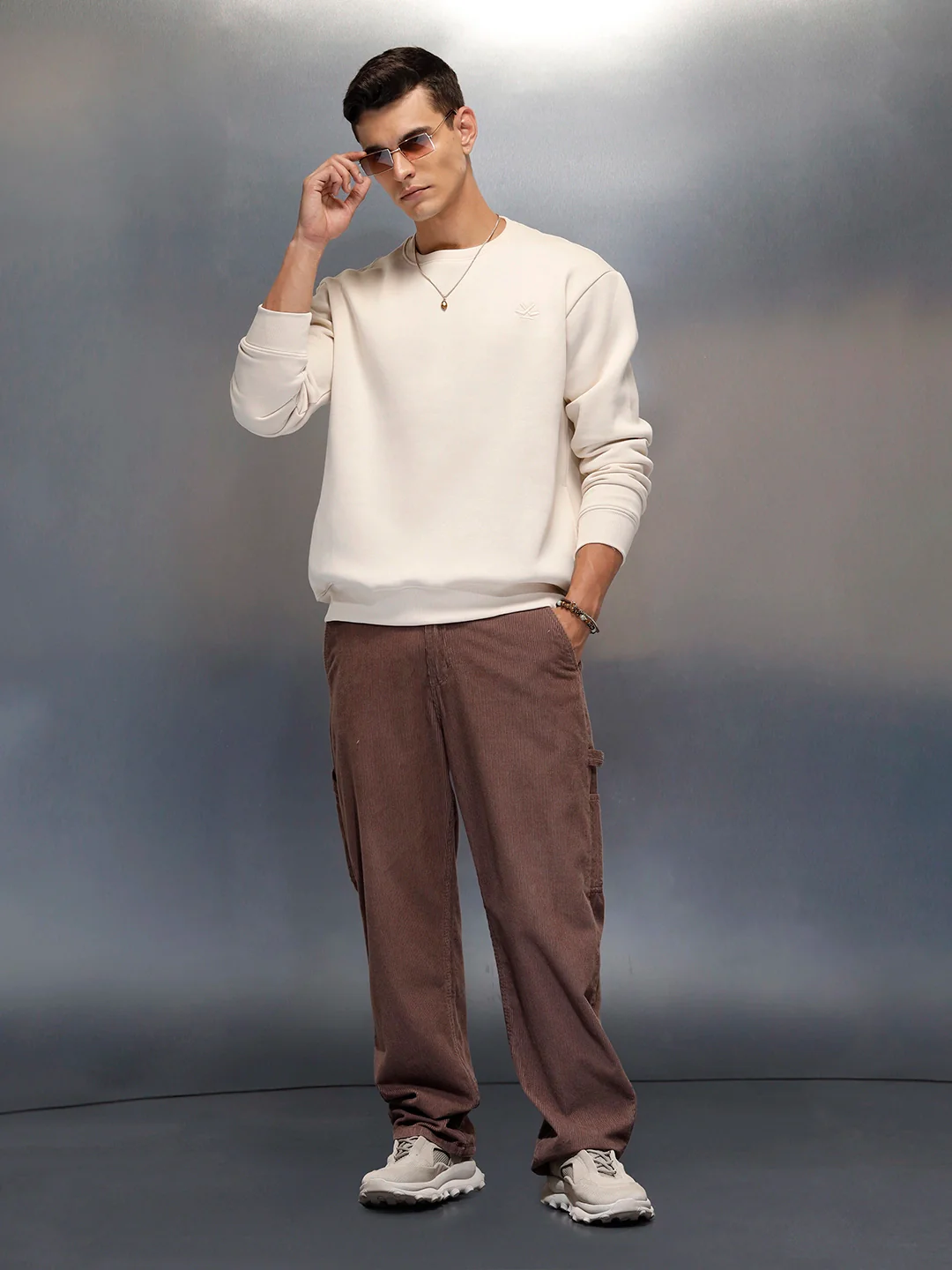 men's casual comfort fit sweatshirt | Beige - Image 4
