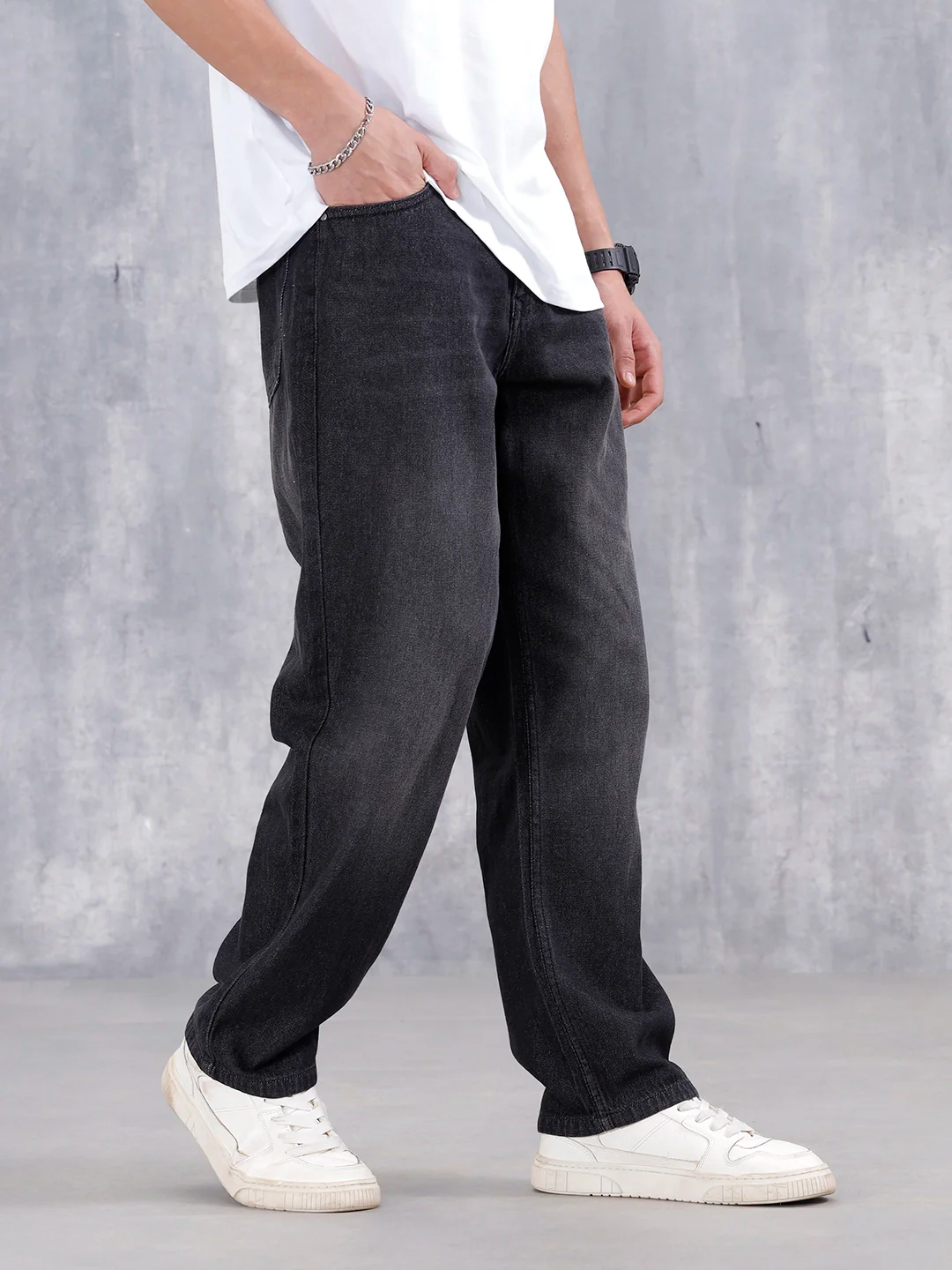 Men's Casual Loose Fit Jeans | Grey - Image 4