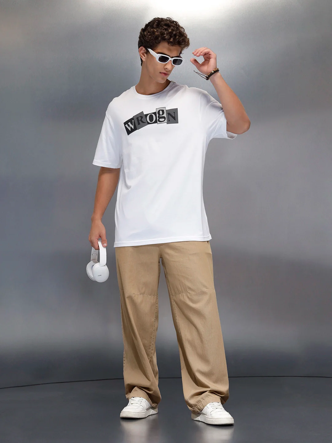 Men's casual oversize graphic t-shirt | White - Image 2