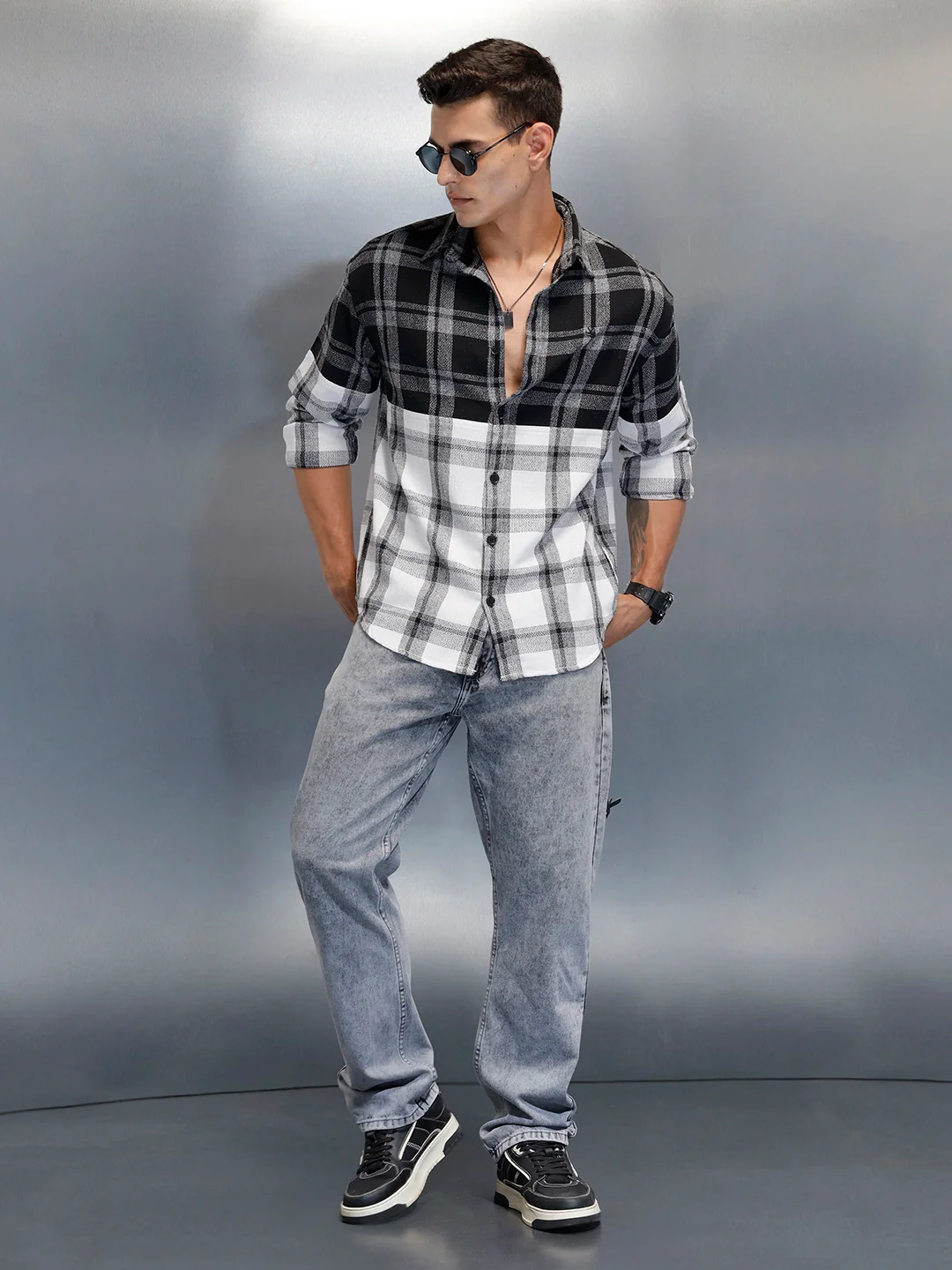 Men's Casual Oversized Fit Checkered Pattern Shirt | Black - Image 2