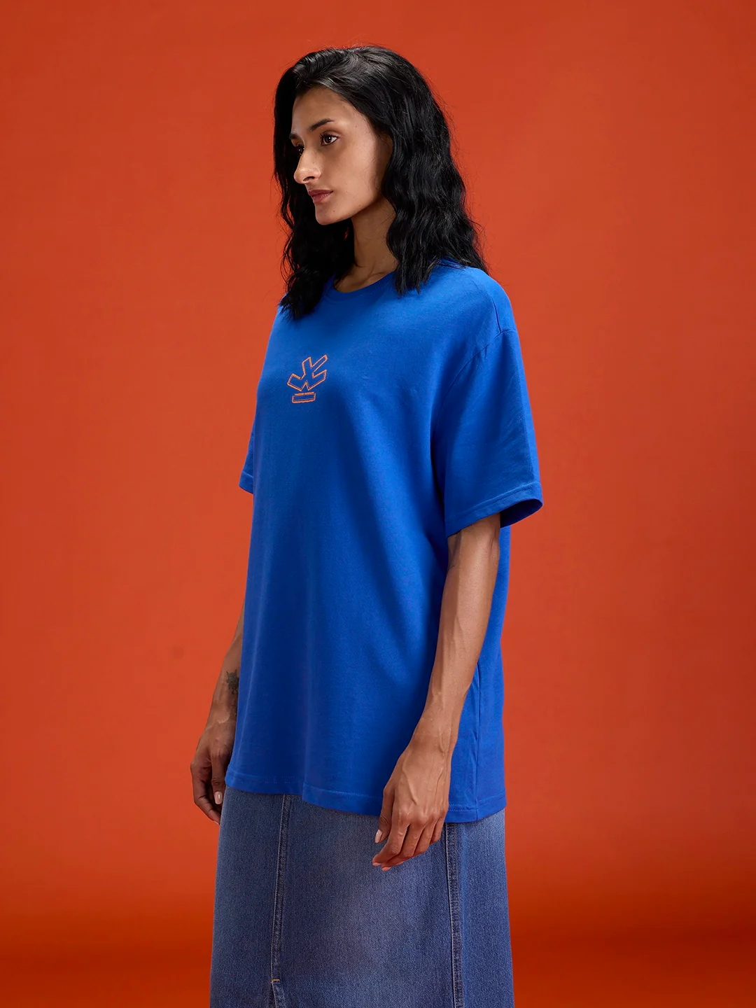 men's casual oversized fit graphic t-shirt | Blue - Image 5