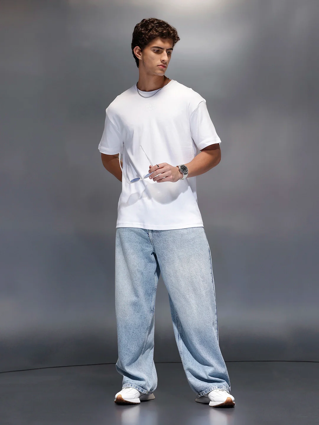Men's Casual Oversized Tee  |  White - Image 2