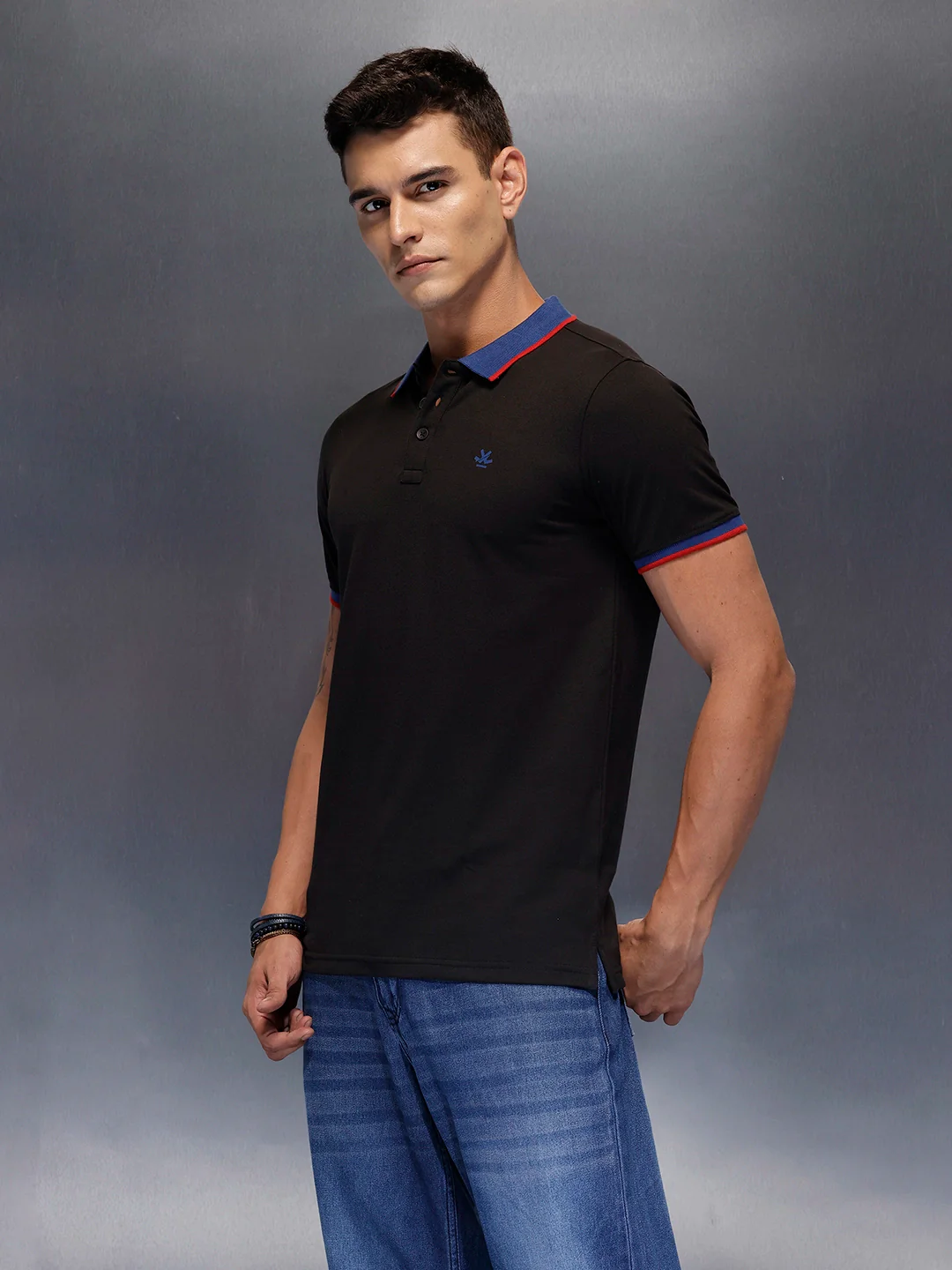 Men's casual polo t-shirt with contrast collar detail | Black - Image 4
