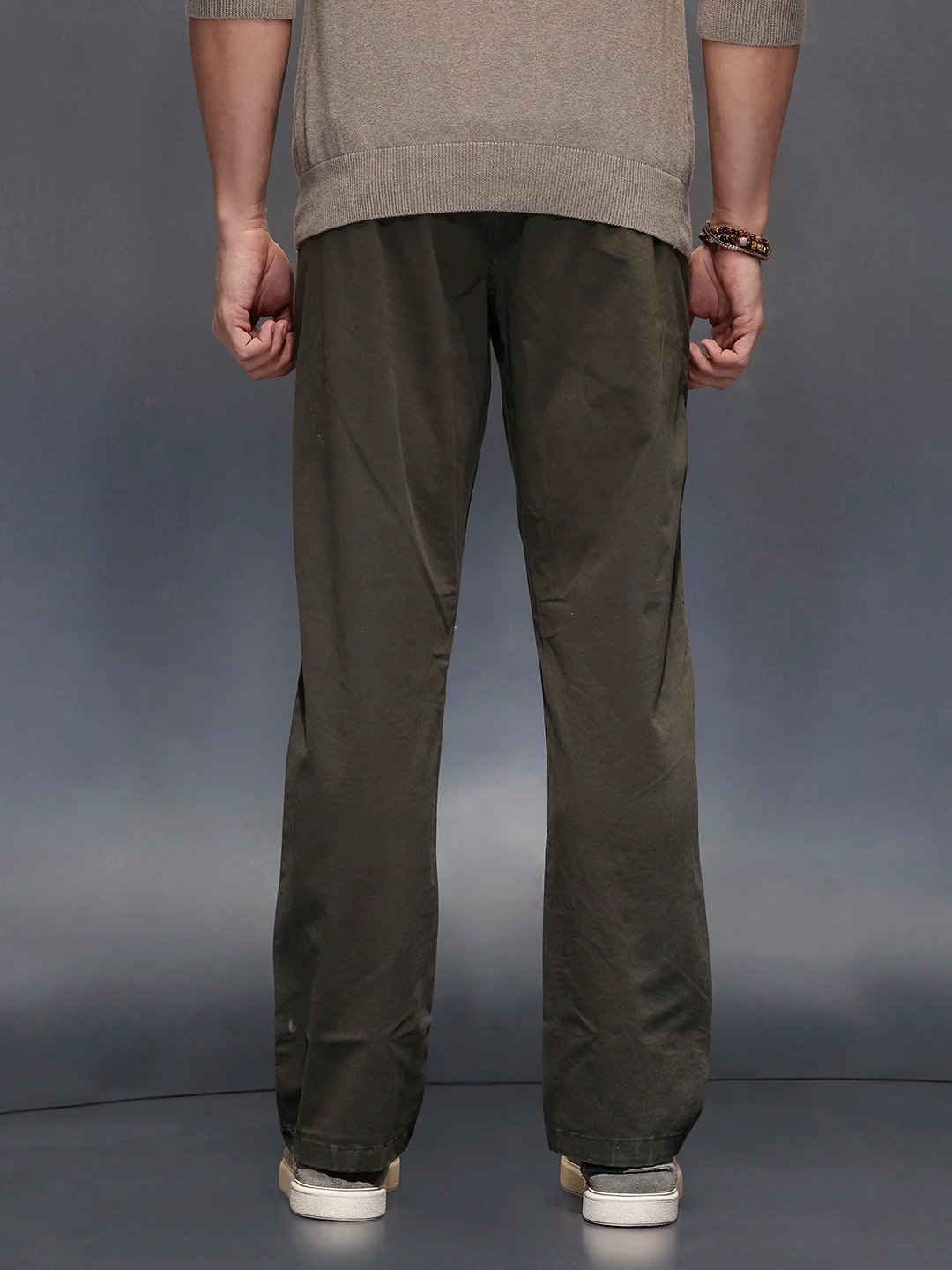 Men's casual relax fit trouser | Olive - Image 3