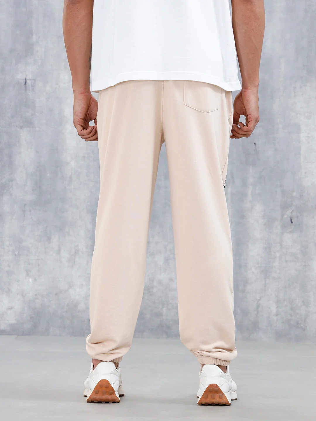 Men's Casual Relaxed Fit Knit Jogger | Beige - Image 3