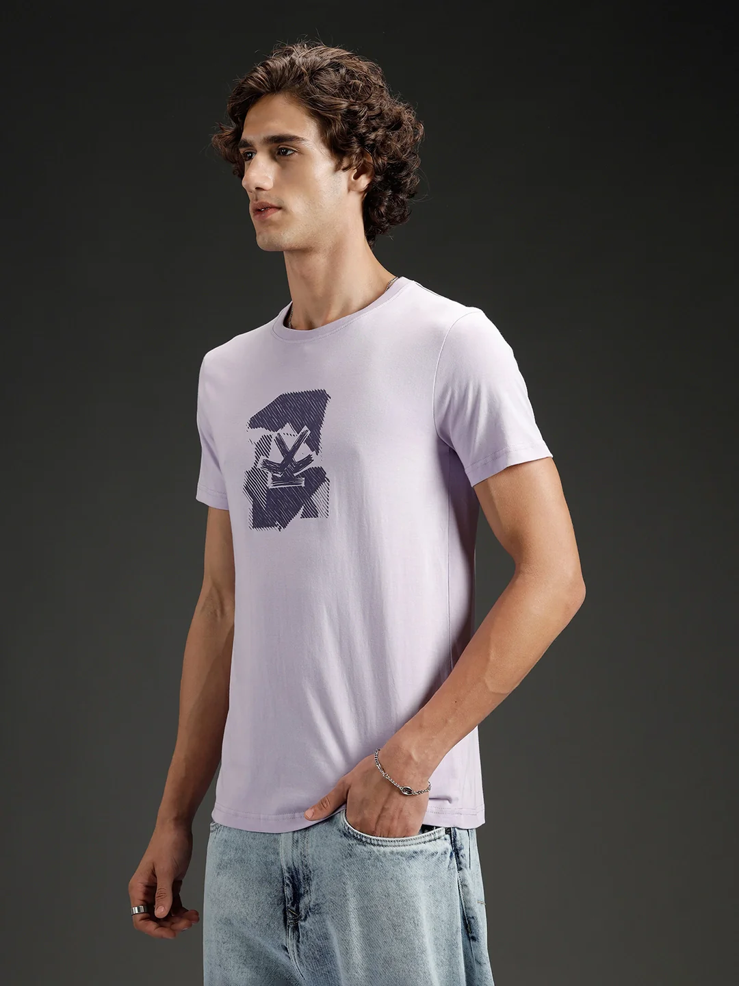 Men's casual slim fit graphic printed t-shirt | Purple - Image 4