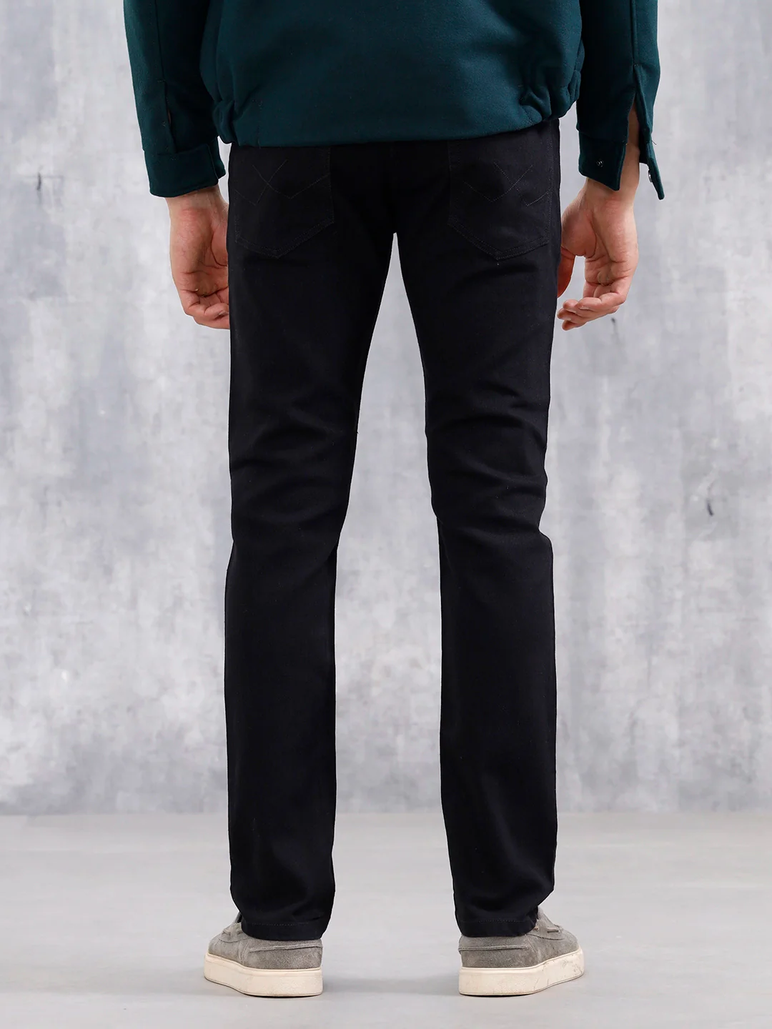 Men's Casual Slim Fit Jeans | Black - Image 3