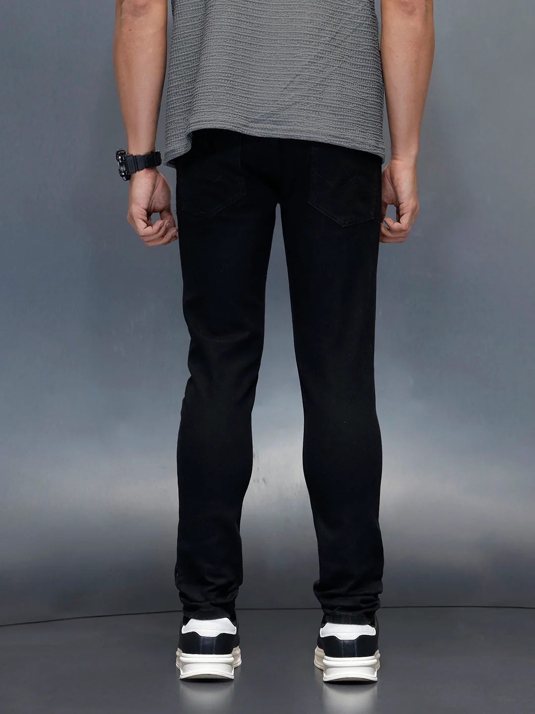 Men's Casual Slim Tapered Fit Jeans | Black - Image 3