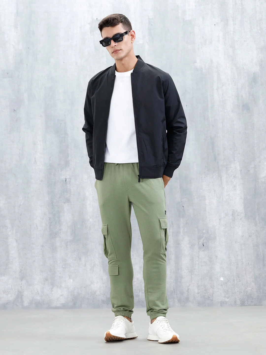 Men's Casual Straight Fit Cargo Knit Jogger | Olive - Image 2