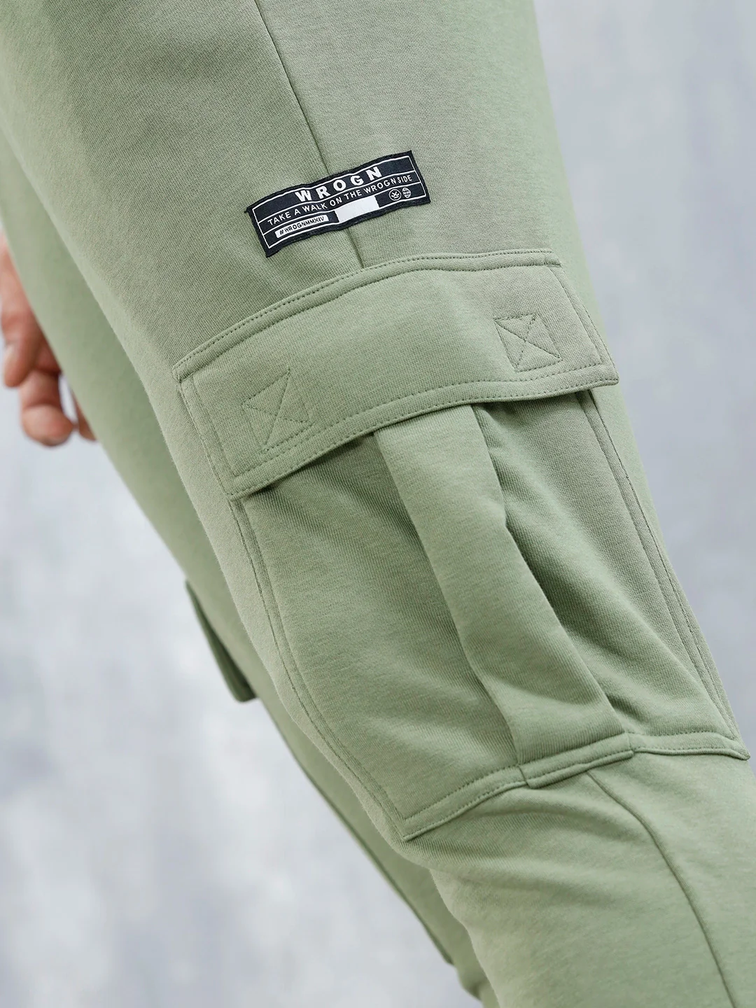 Men's Casual Straight Fit Cargo Knit Jogger | Olive - Image 5