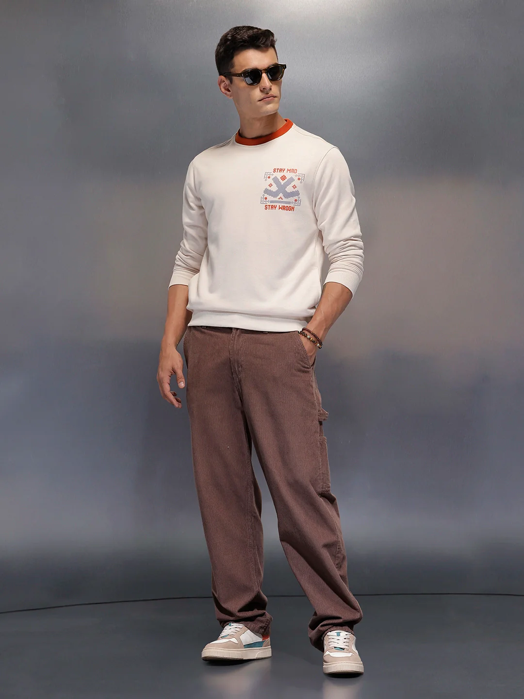 Men's casual sweatshirt with contrast collar detail | Beige - Image 2