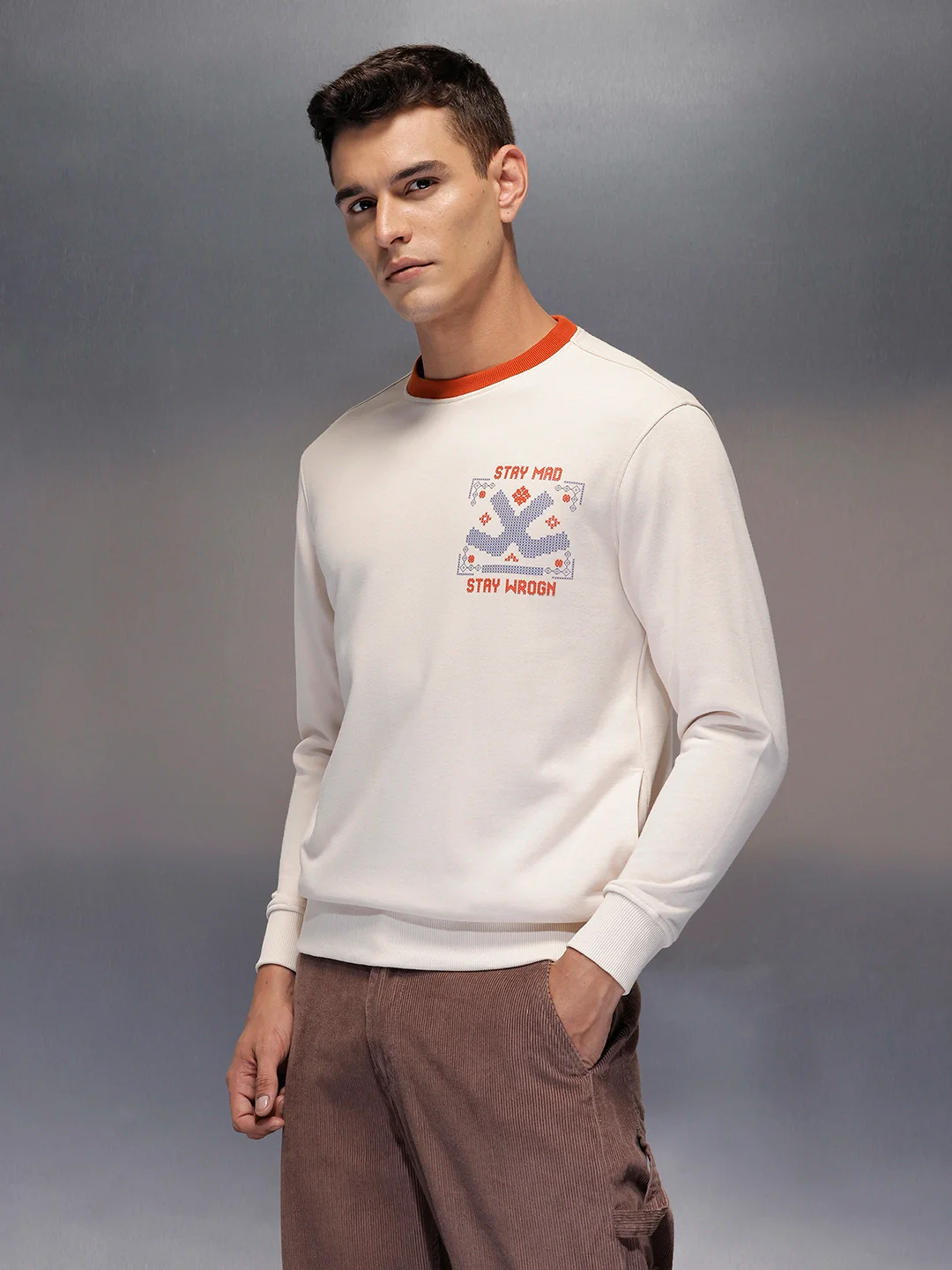 Men's casual sweatshirt with contrast collar detail | Beige - Image 4