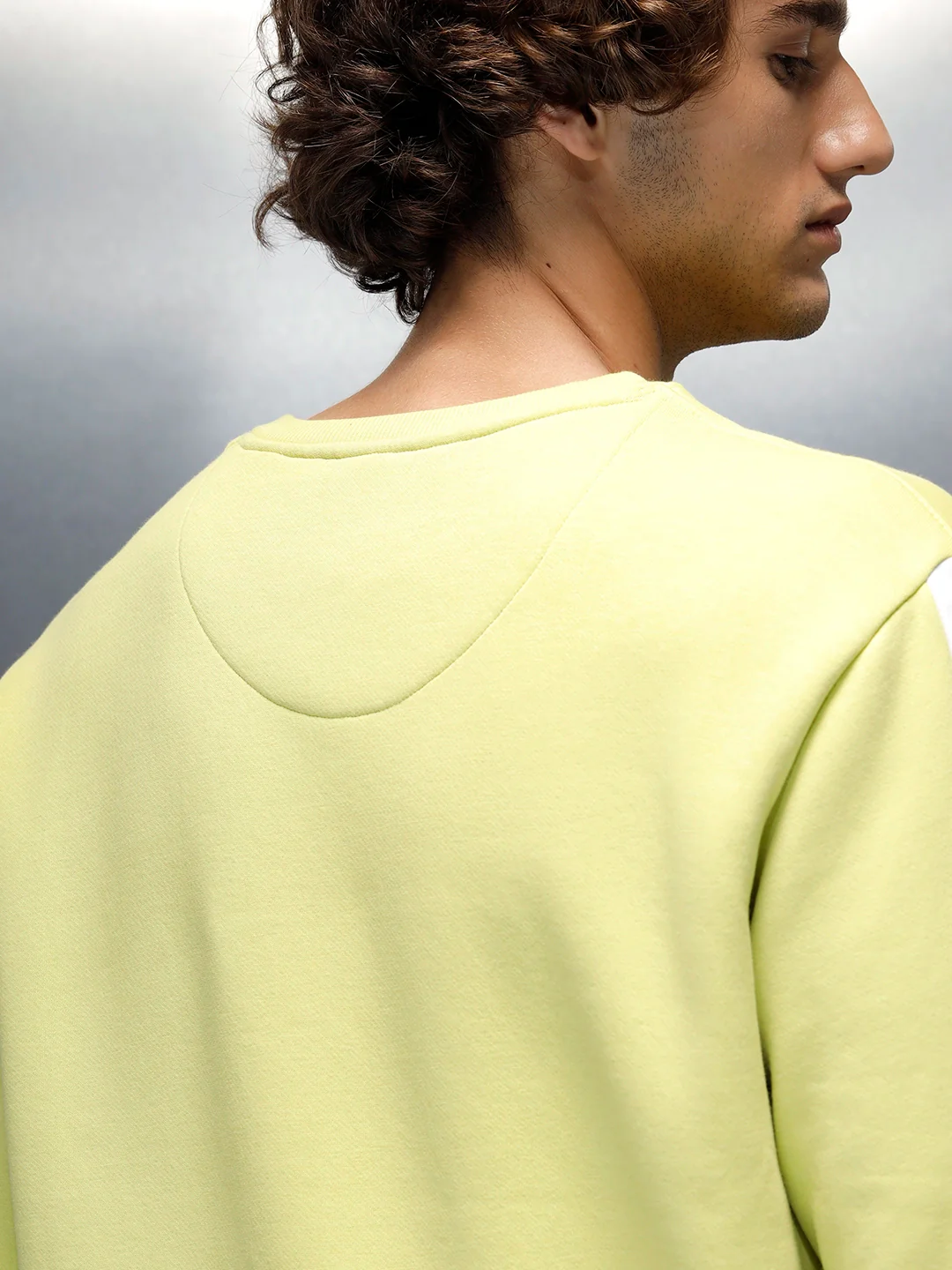 Men's Colorblocked Sleeves Crewneck Pullover | Green - Image 5