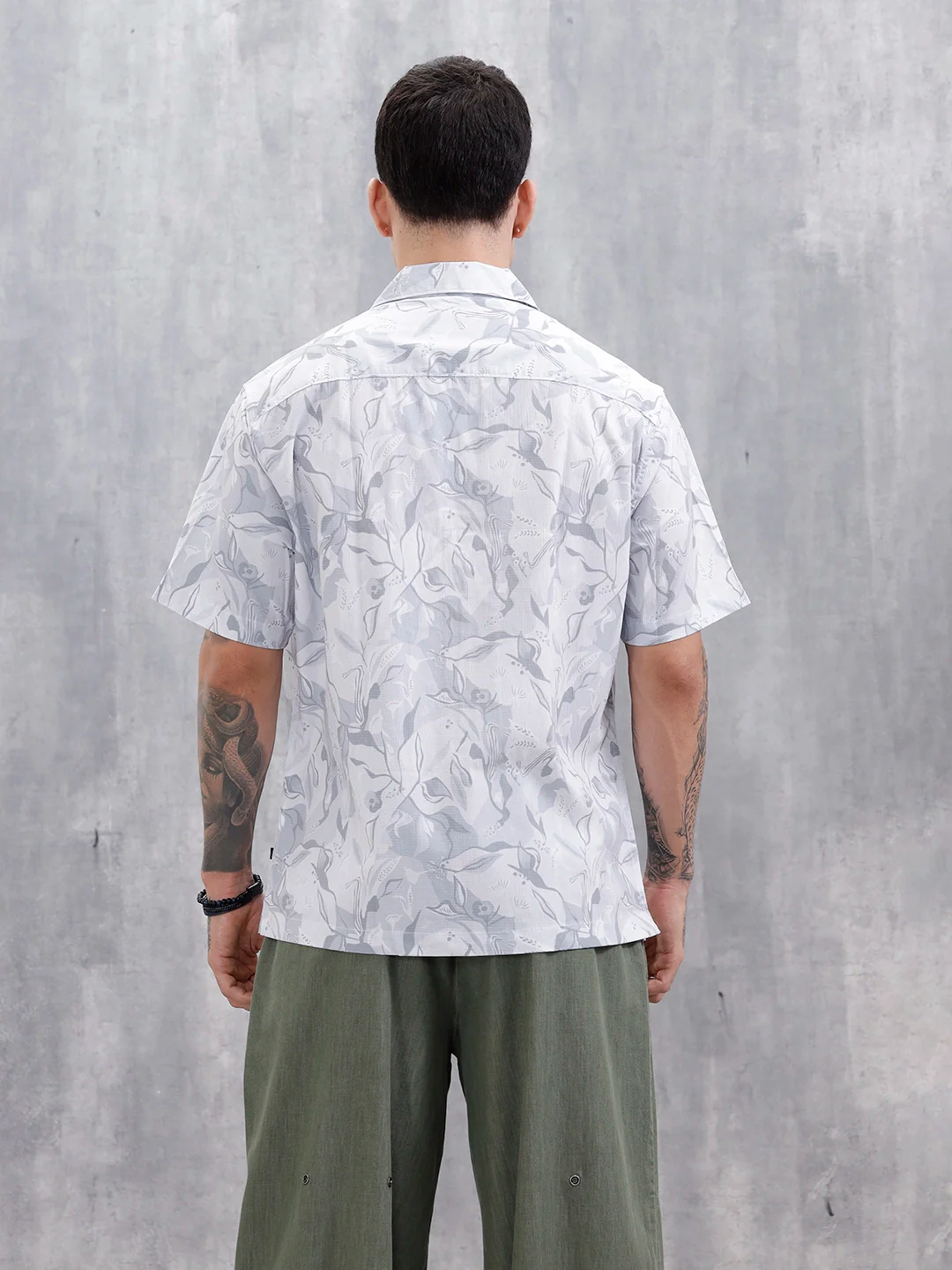 Men's Comfort Fit Resort Collar Printed Shirt | Grey - Image 3