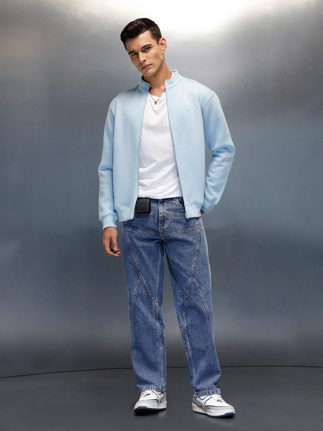 Men's loose fit jeans with cut & sew detail  | Blue - Image 3