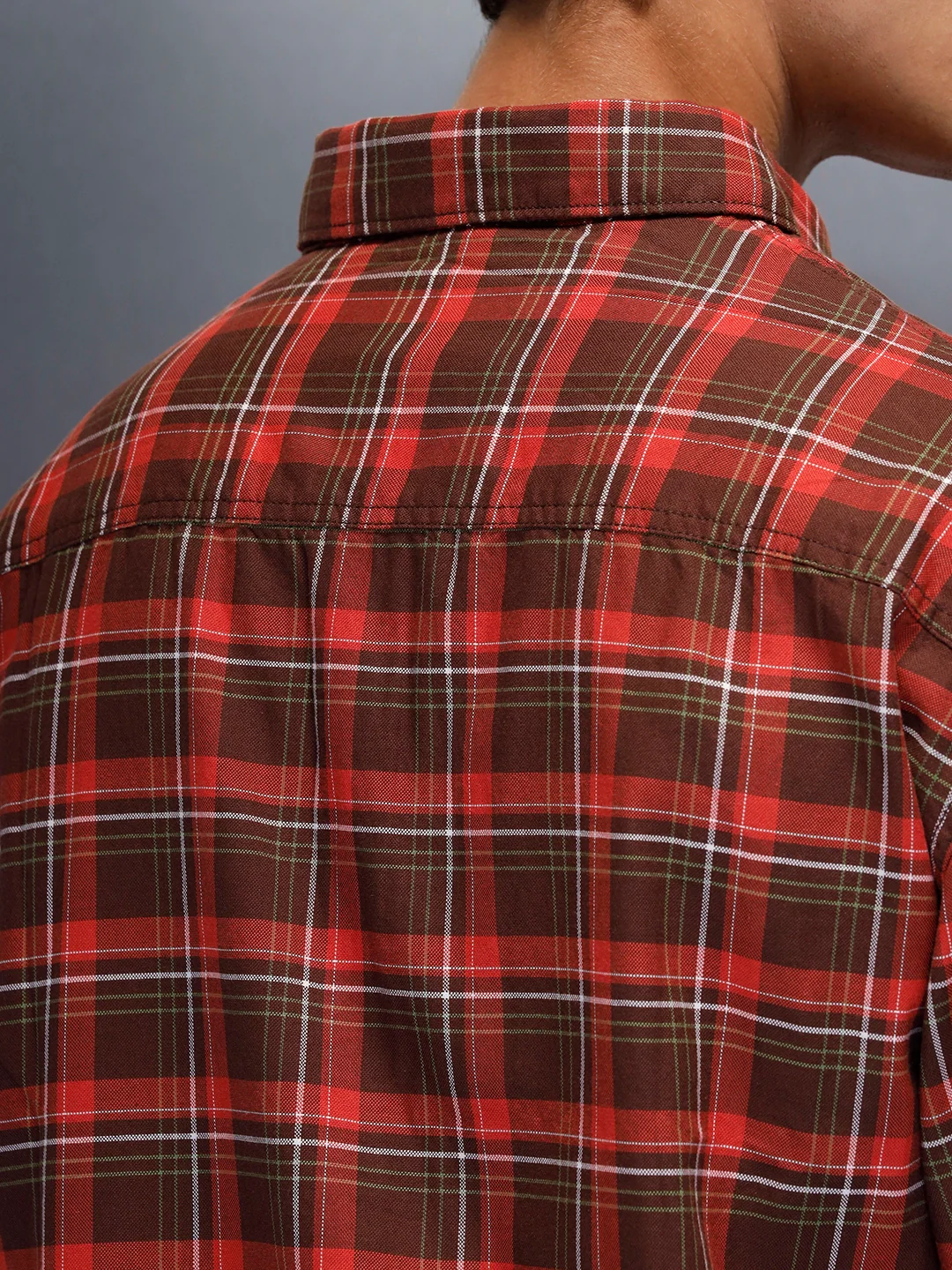 Men's oversize raw hem detail check shirt  | Brown - Image 5