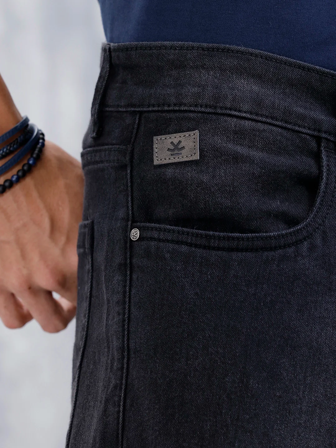 Men's Regualr Fit Mid Wash Jeans | Mid Grey - Image 5
