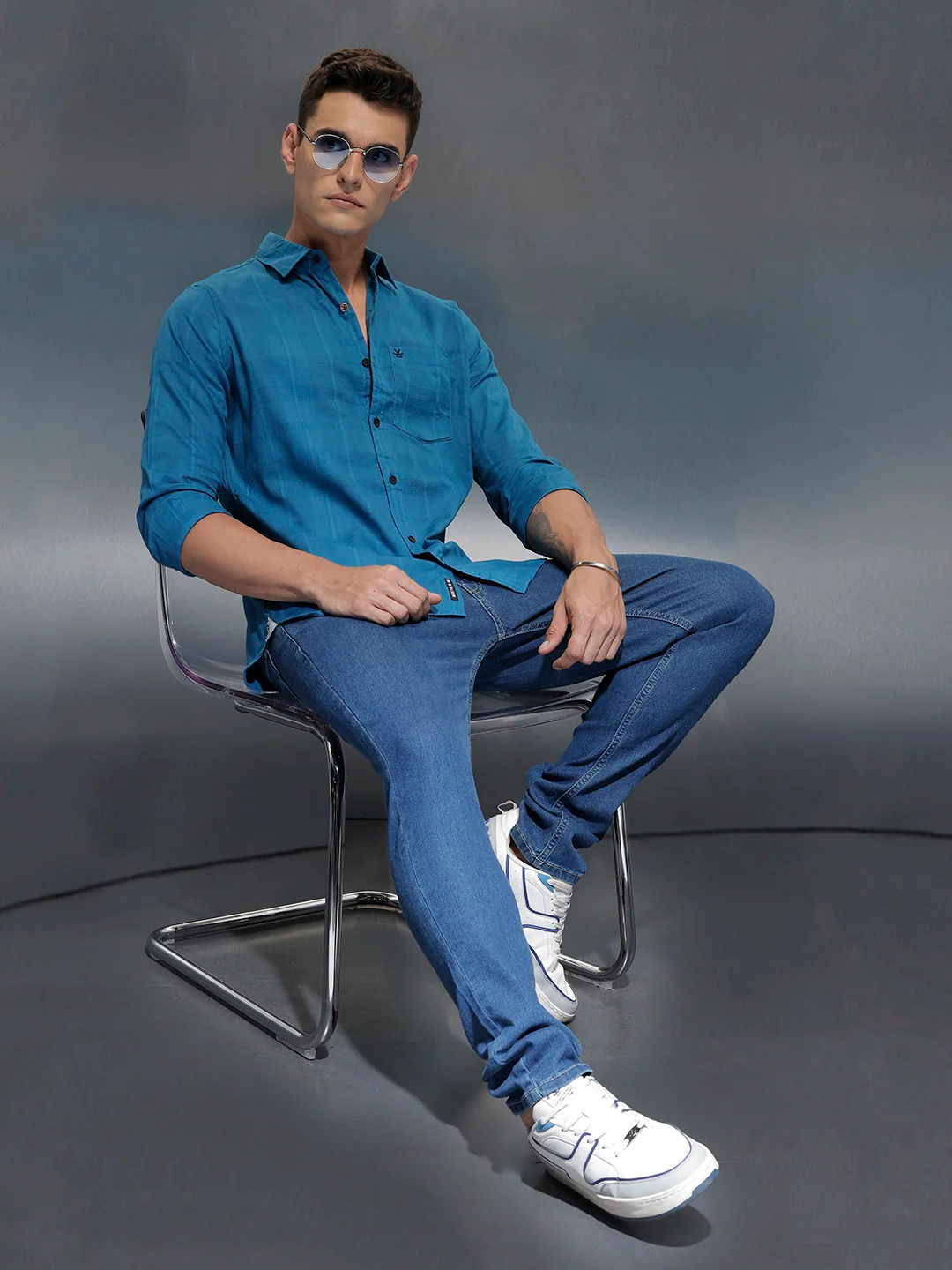 Men's slim fit casual shirt with checked weave pattern | Blue - Image 2