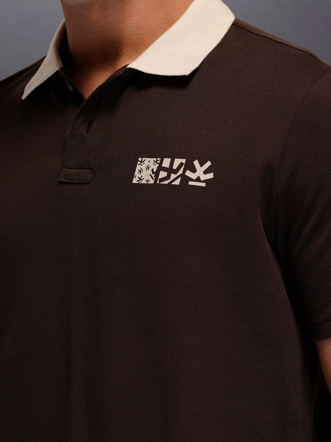 Men's slim-fit polo tee with contrast collar & graphic chest print | Brown - Image 5