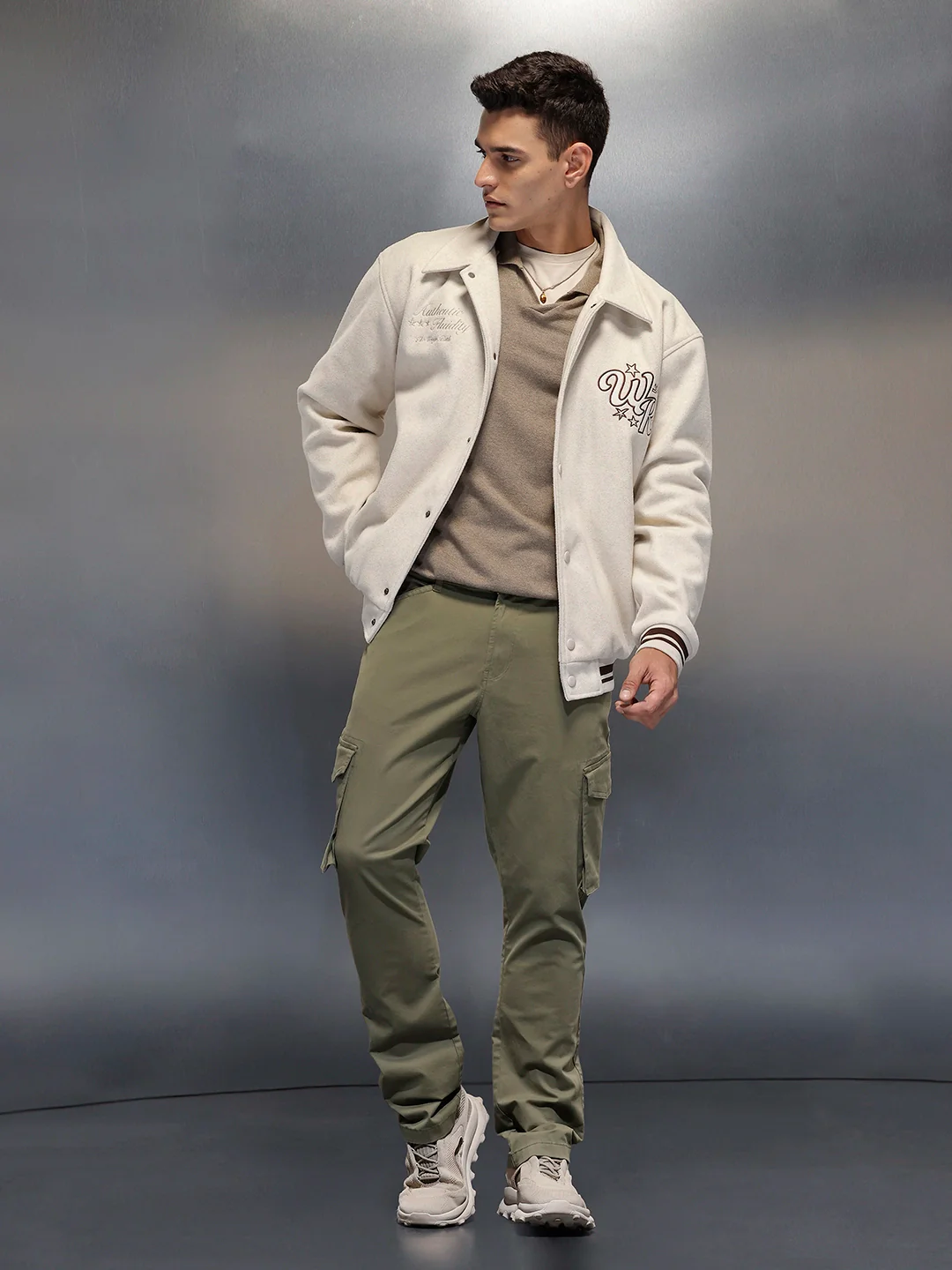 Men's straight fit trouser with cargo pockets | Olive - Image 2