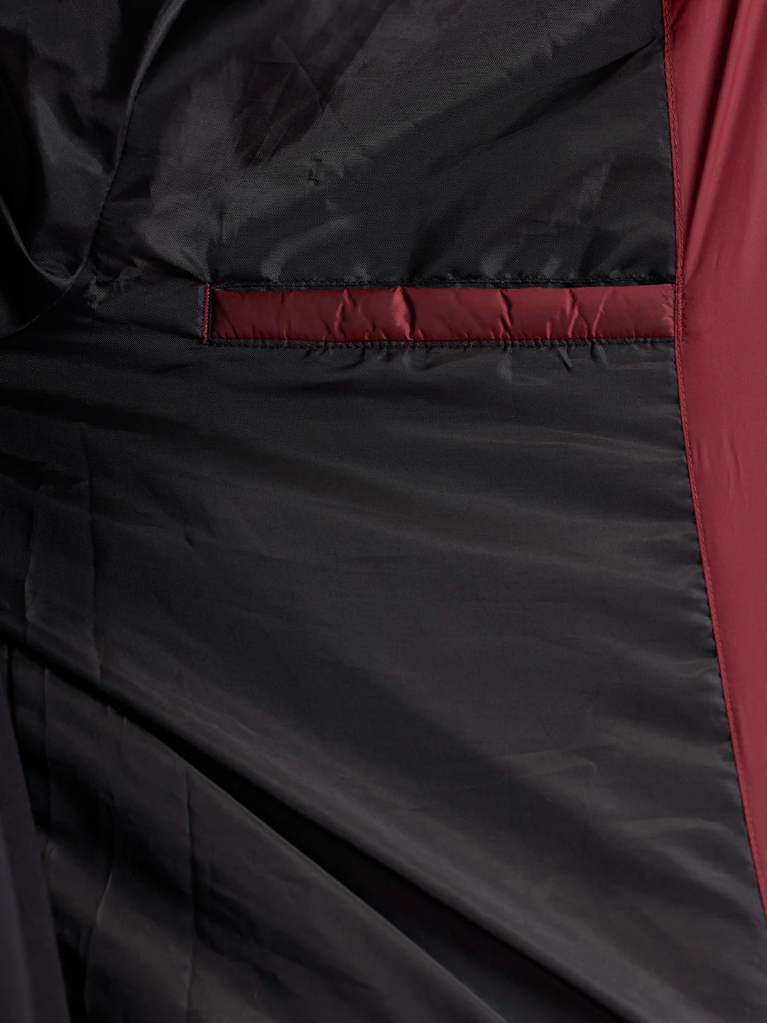 Metallic puffer jacket with hood | Wine - Image 10