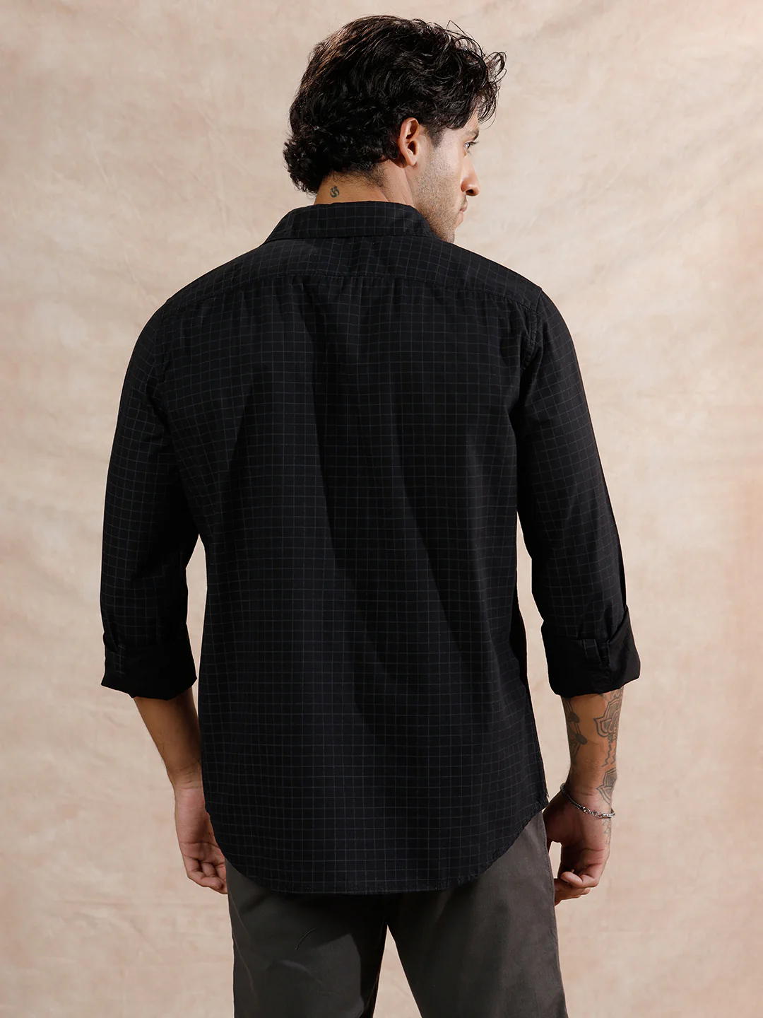 Micro Printed Checked Regular Fit Shirt | Black - Image 3