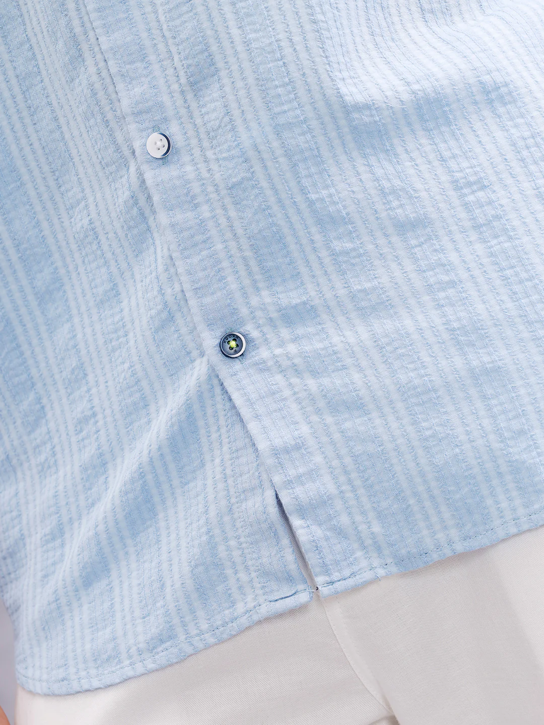 Modal Blend Seersucker Shirt In Slim Fit | Light Blue - Image 5