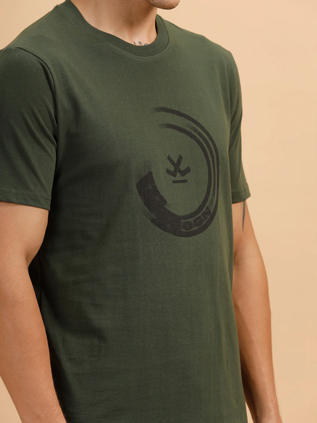 Motion Blur Printed T-Shirt | Olive - Image 5