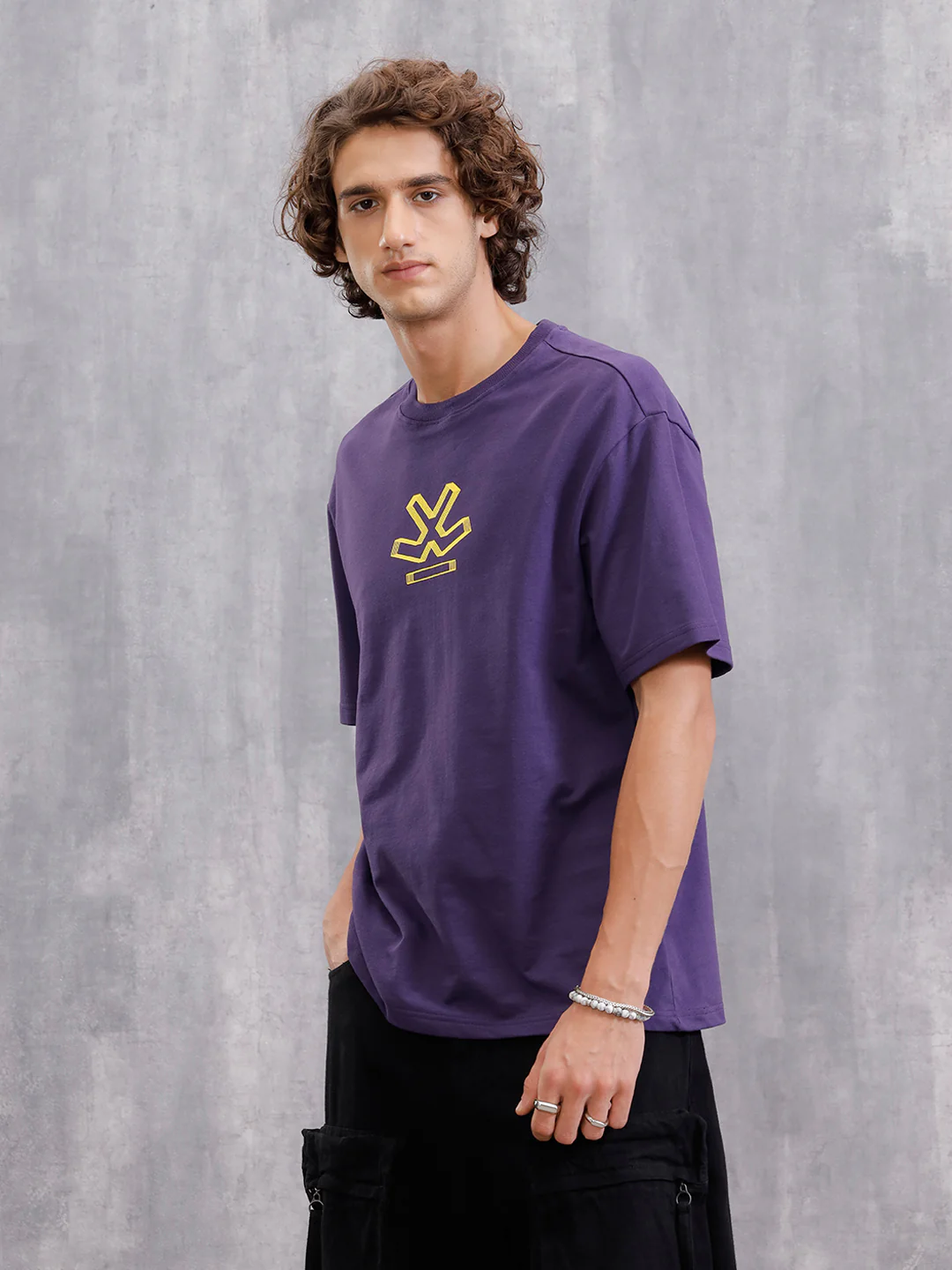 Mundane Objects Inspired Hazy Back Print Crew Neck T-Shirt | Purple - Image 5