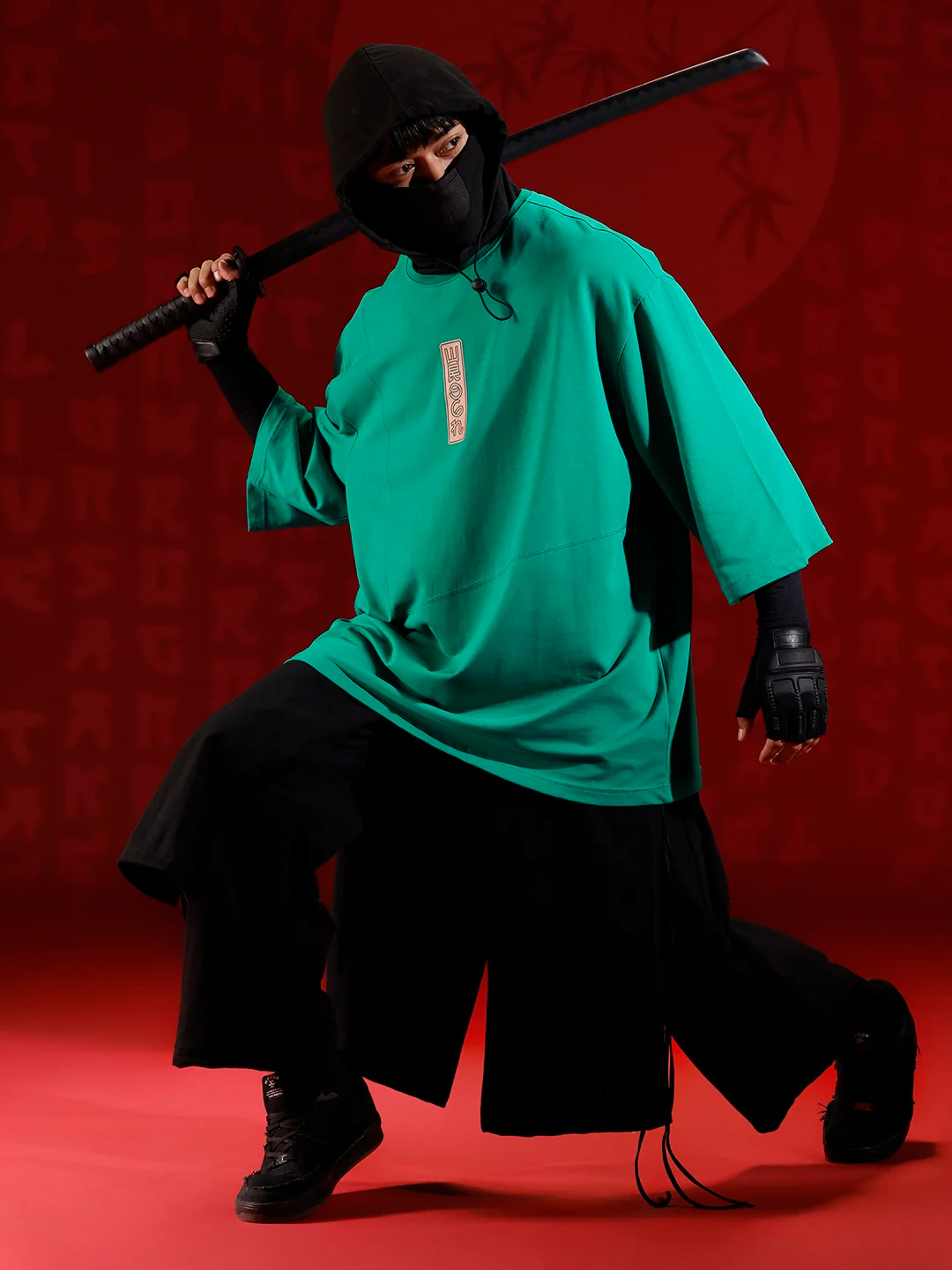 Oversize 3/4 sleeve tshirt with vertical label print detail | Green - Image 2