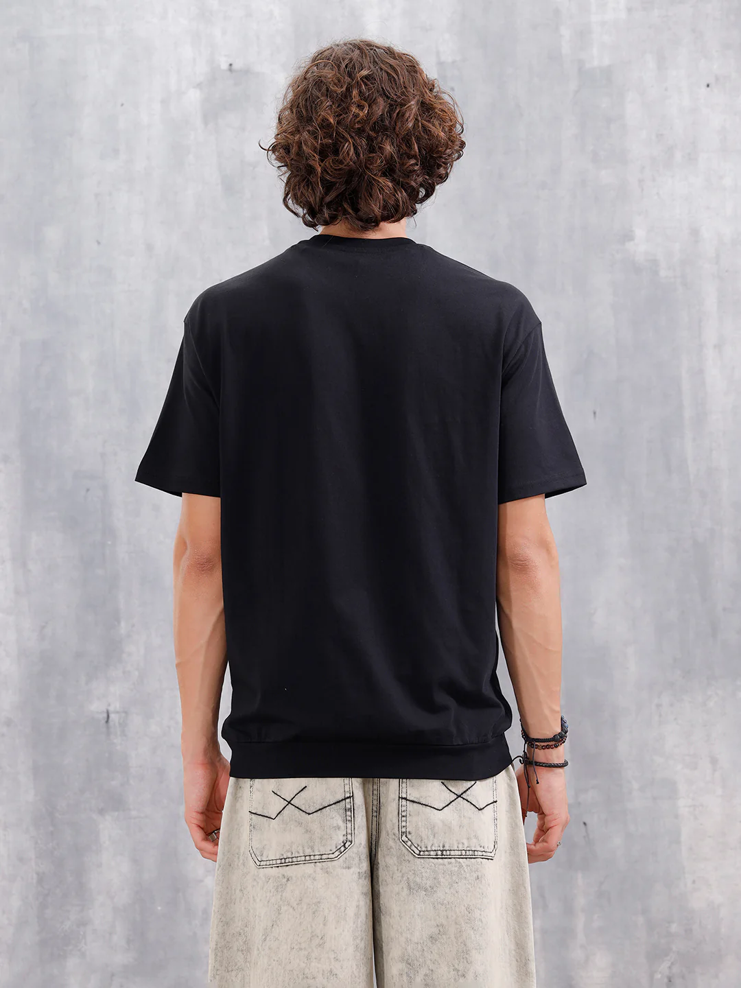 Oversized Crew Neck T-Shirt With Hd Print | Black - Image 3