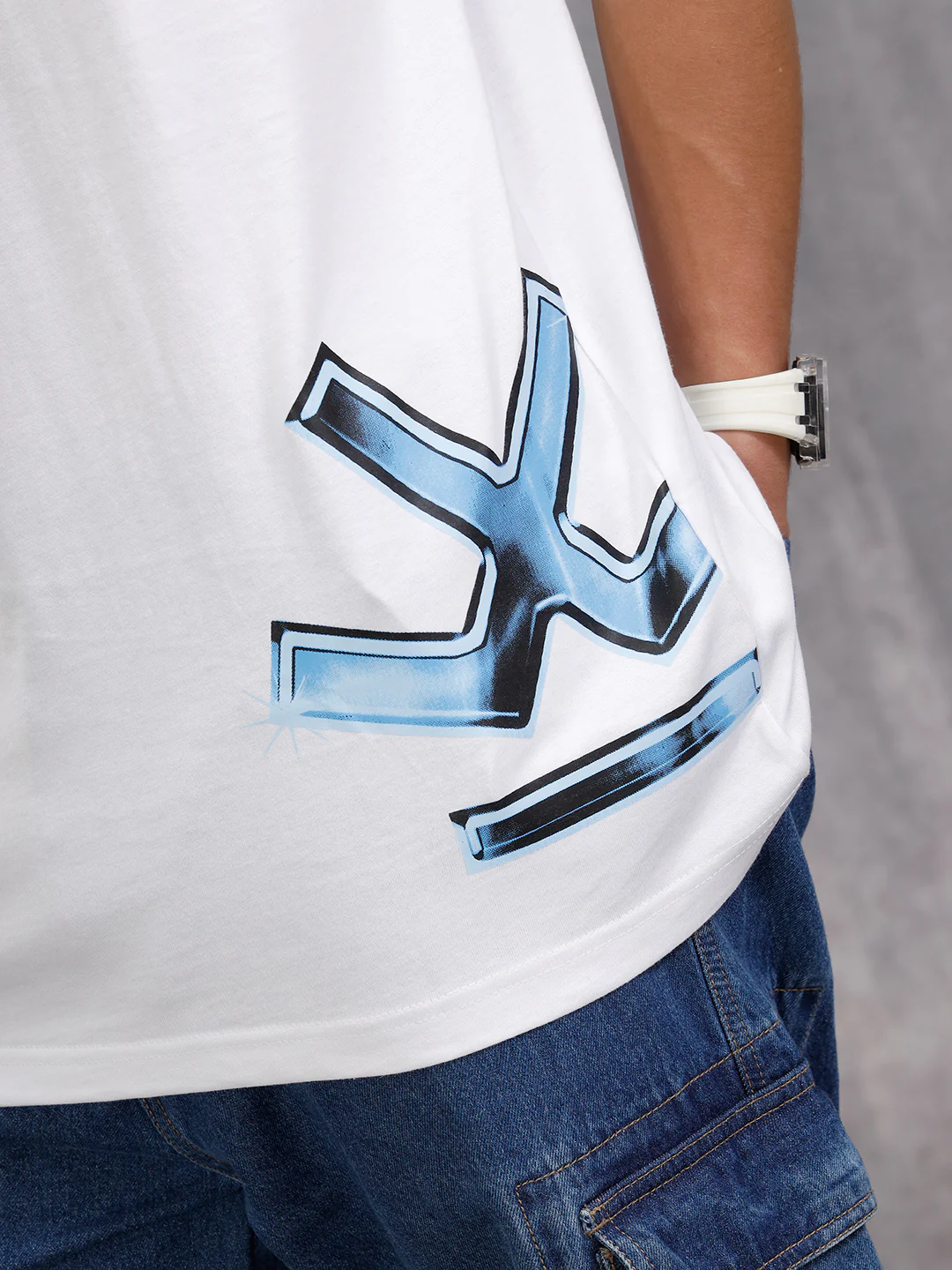 Placement Printed Oversized Fit Cotton T-Shirt | White - Image 4