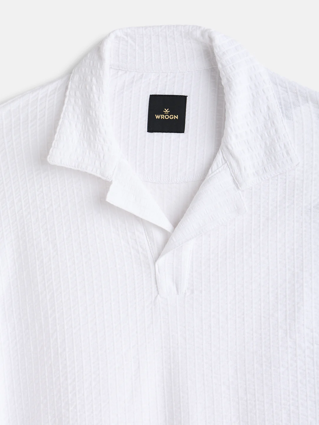 Resort Collar Textured Seersucker Fabric Polo T-Shirt  | Off White - Image 3