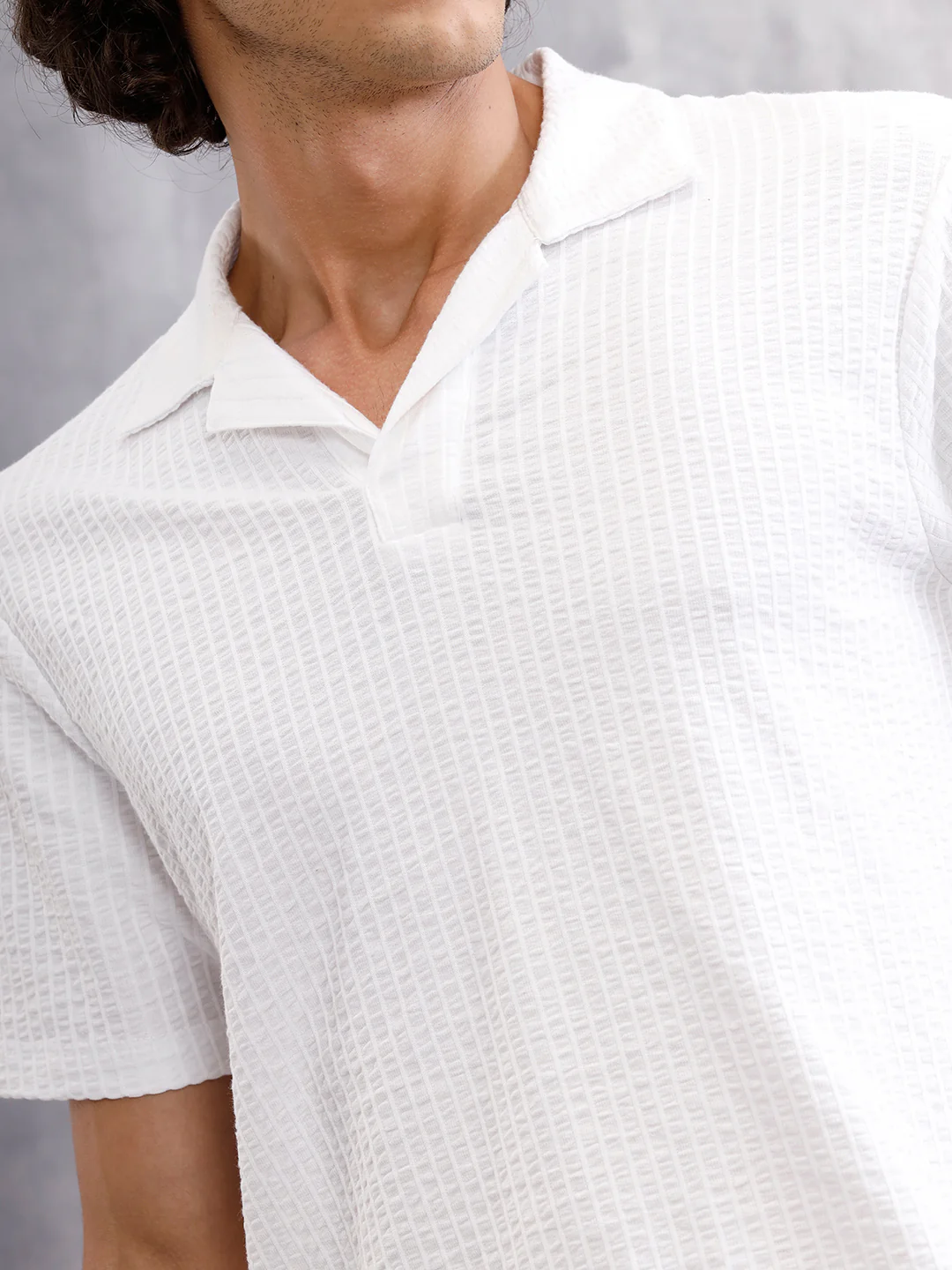 Resort Collar Textured Seersucker Fabric Polo T-Shirt  | Off White - Image 7