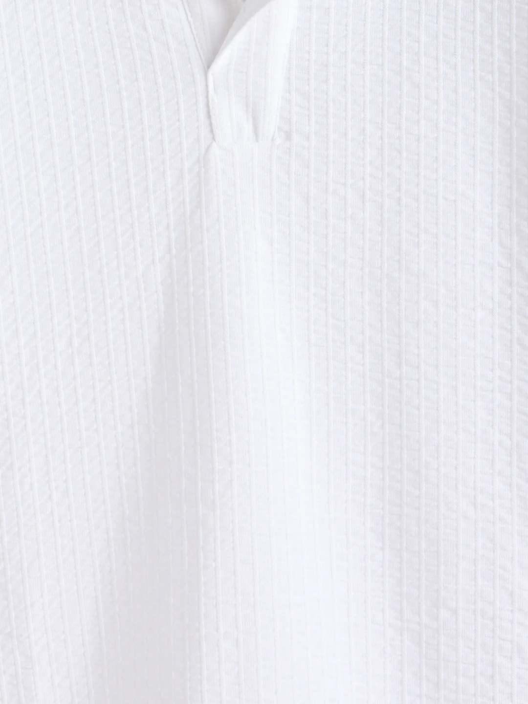 Resort Collar Textured Seersucker Fabric Polo T-Shirt  | Off White - Image 9