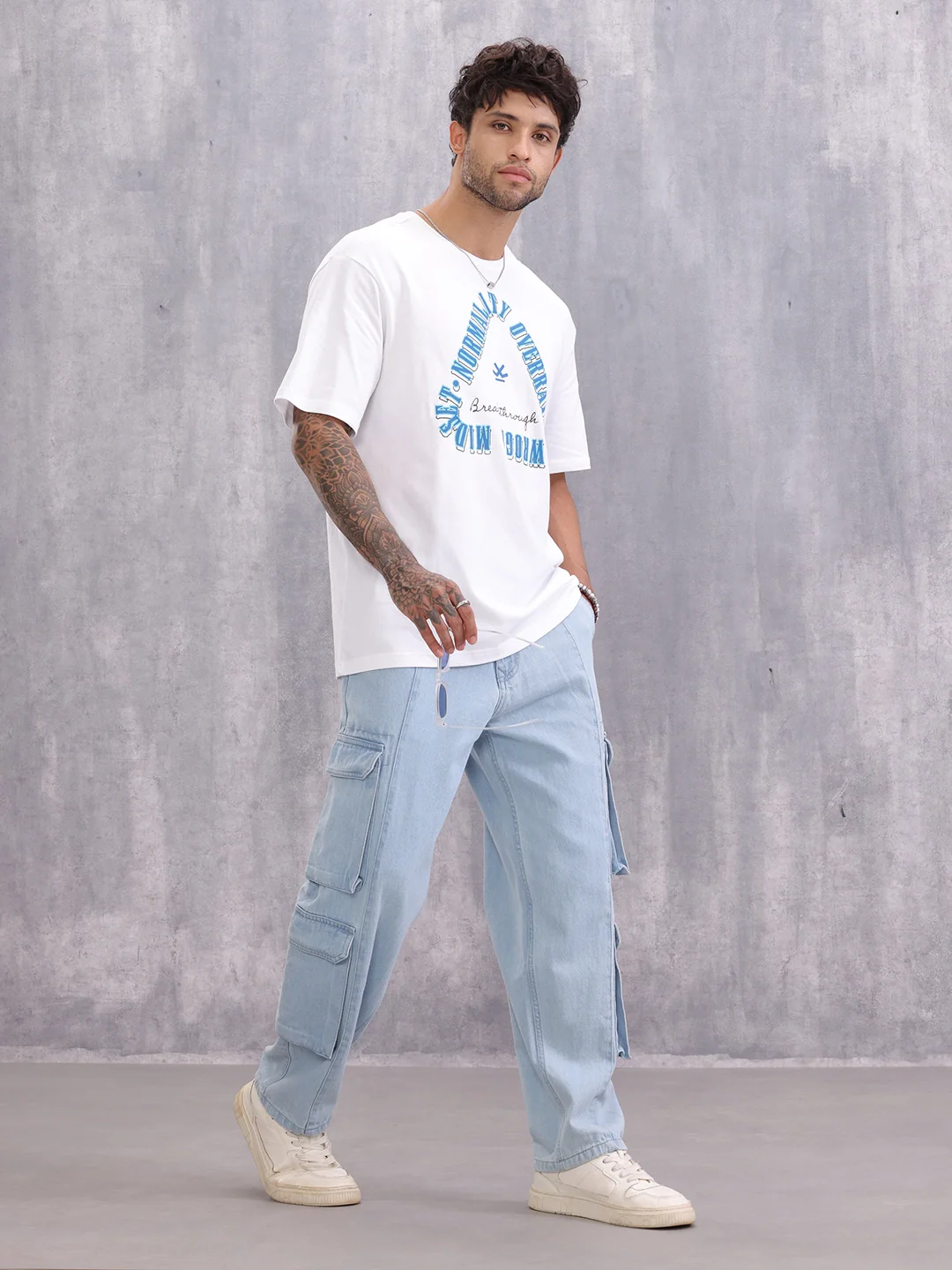 Retro Graphic Printed Oversized Fit T-shirt | White - Image 2