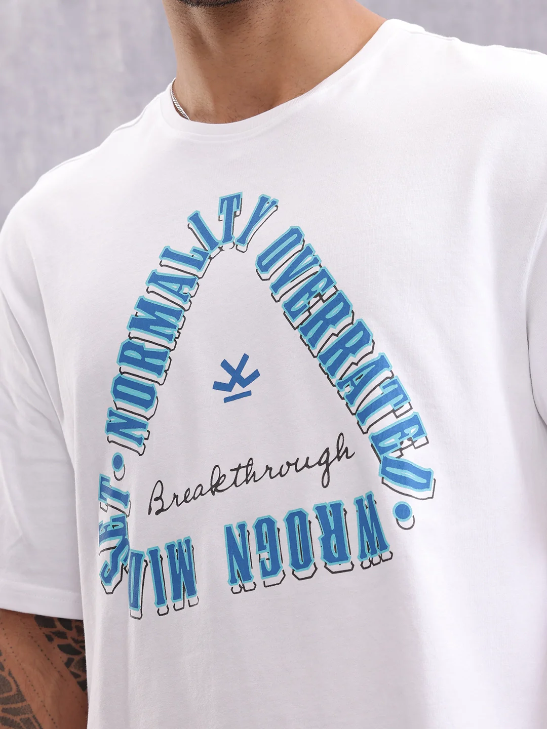Retro Graphic Printed Oversized Fit T-shirt | White - Image 5