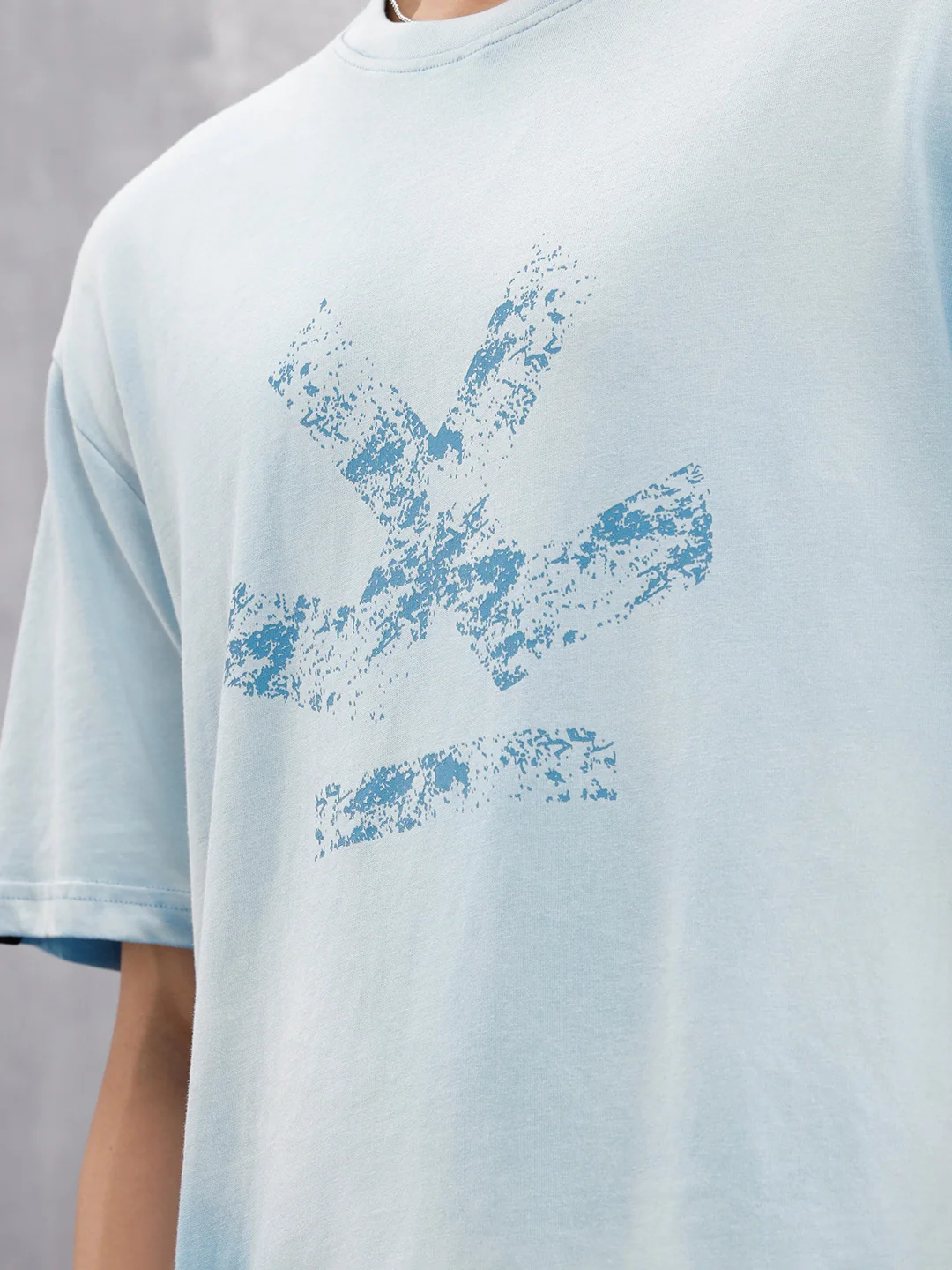 Retro Washed Oversized Fit Tshirt With Logo Print |  Blue - Image 4