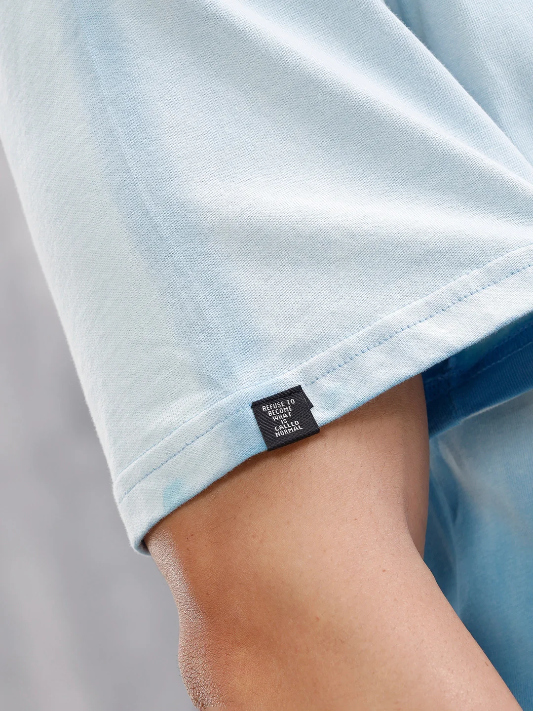 Retro Washed Oversized Fit Tshirt With Logo Print |  Blue - Image 5