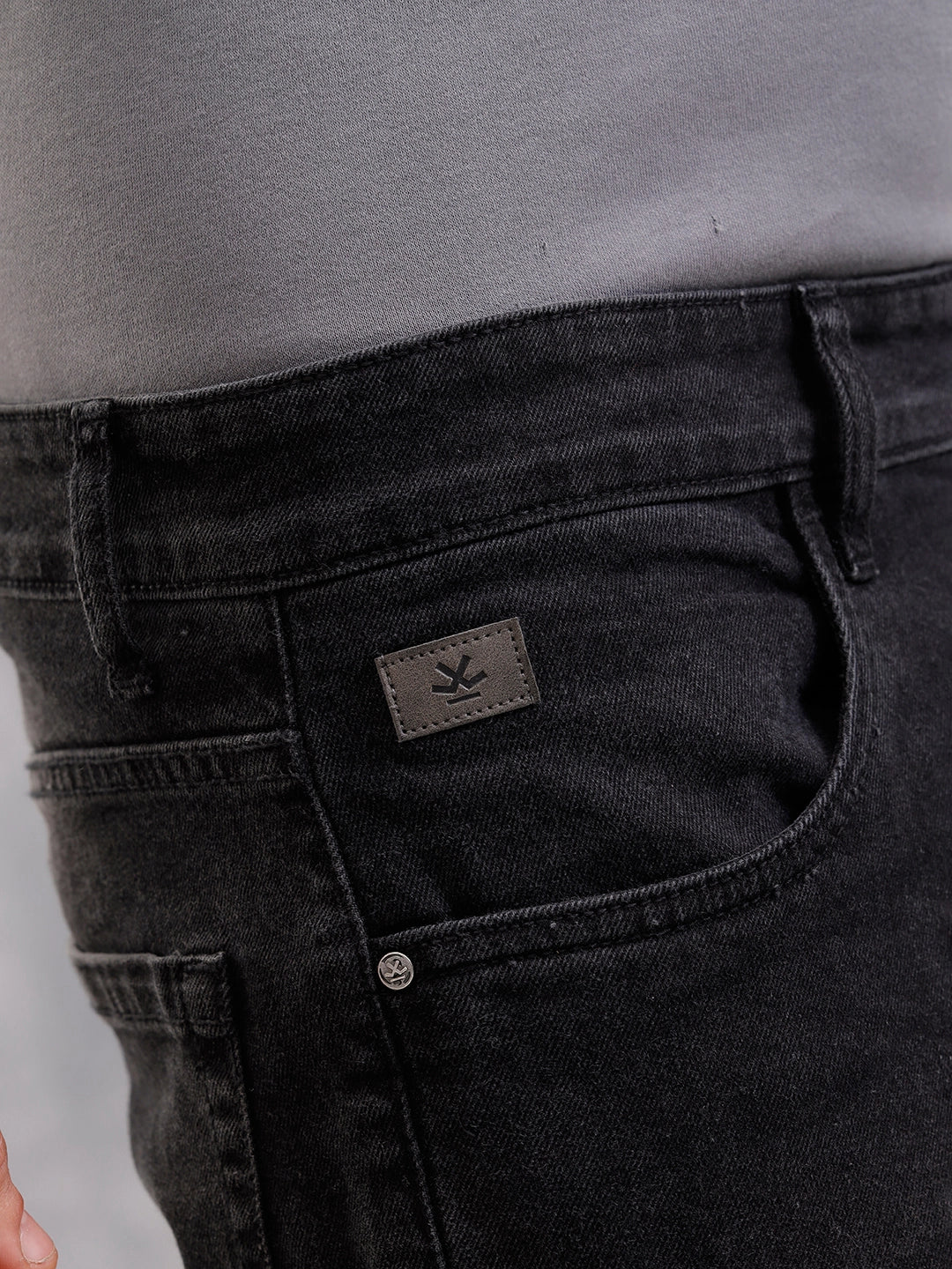 Skinny Crop Vintage Wash Jeans | Black - Image 5