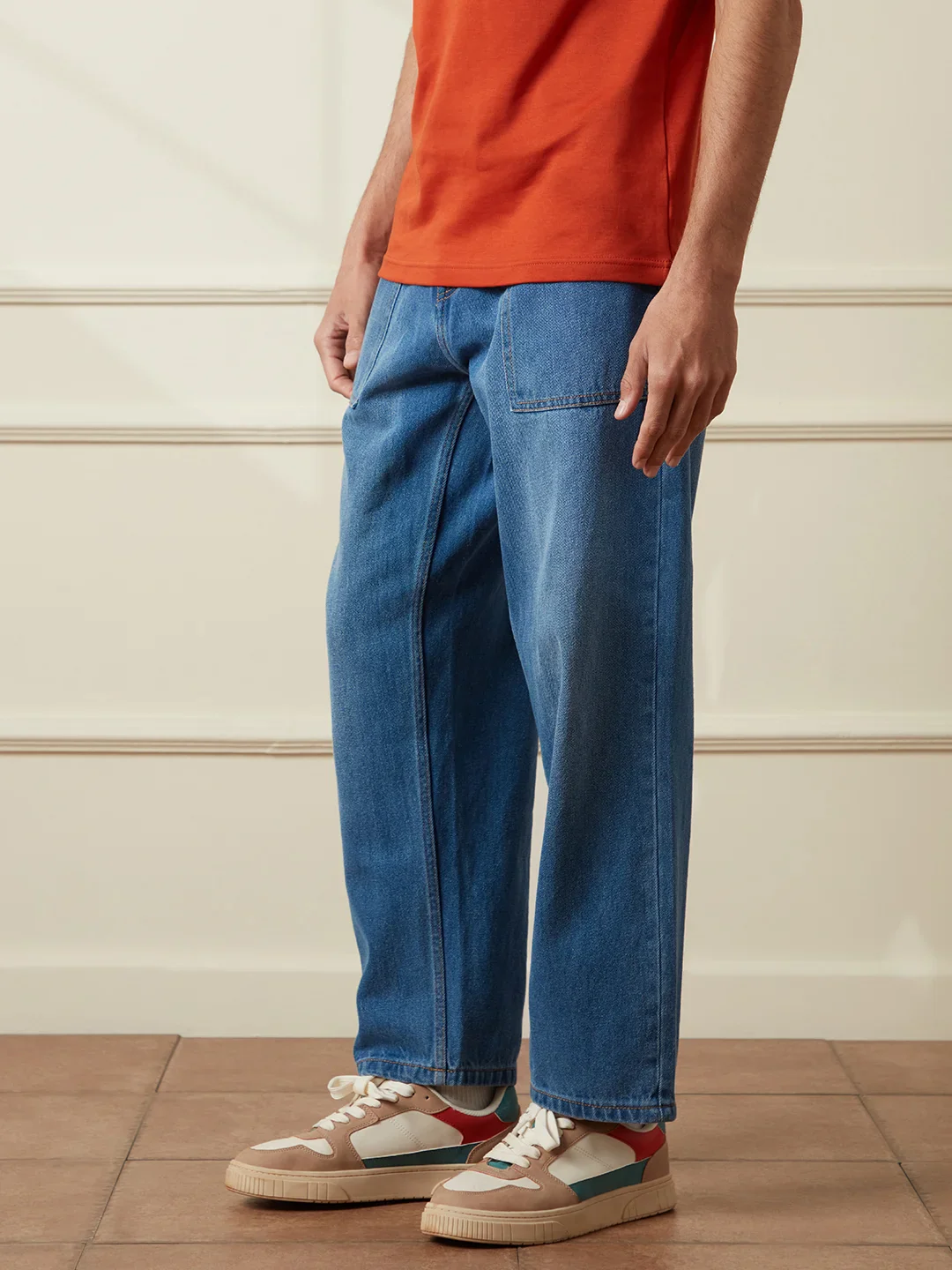 Light Fade Loose Fit Jeans | Blue - Image 4