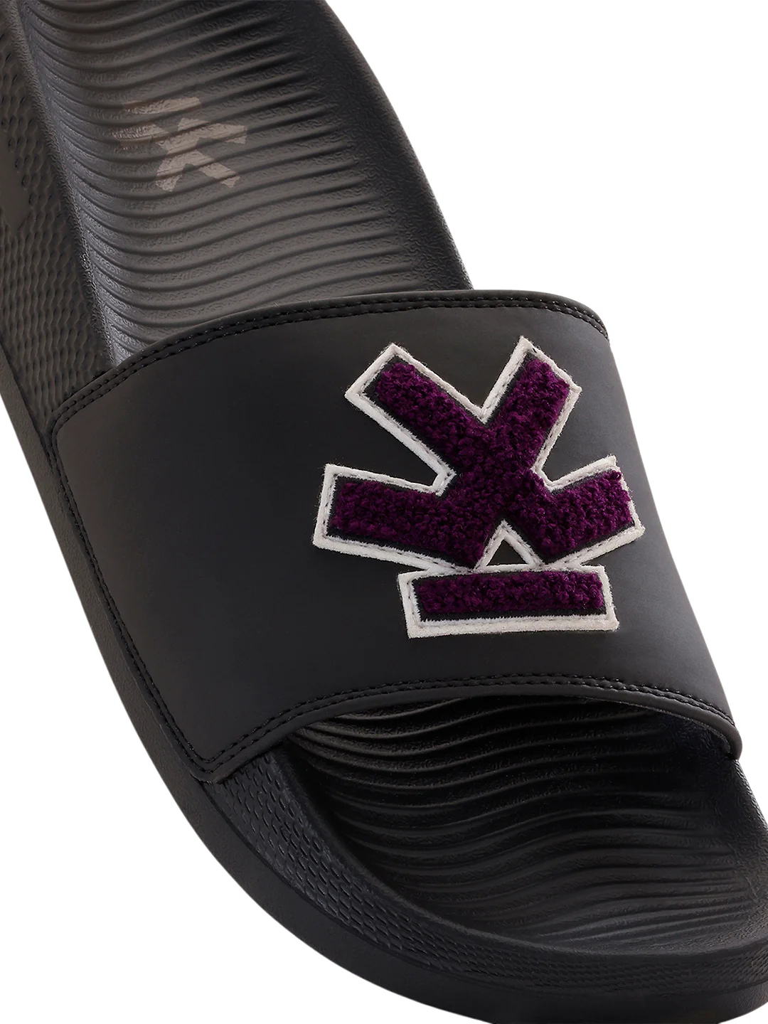 Sliders  |  Blackcurrant - Image 6