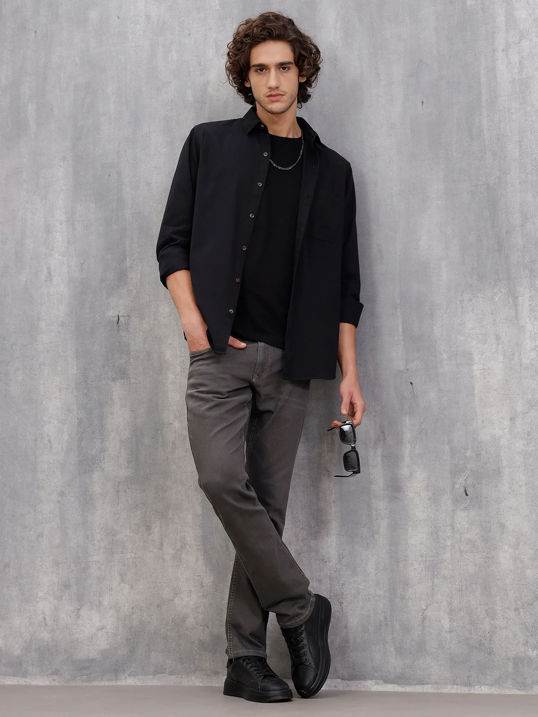 Solid 100%Cotton Regular Fit Shirt | Black - Image 2