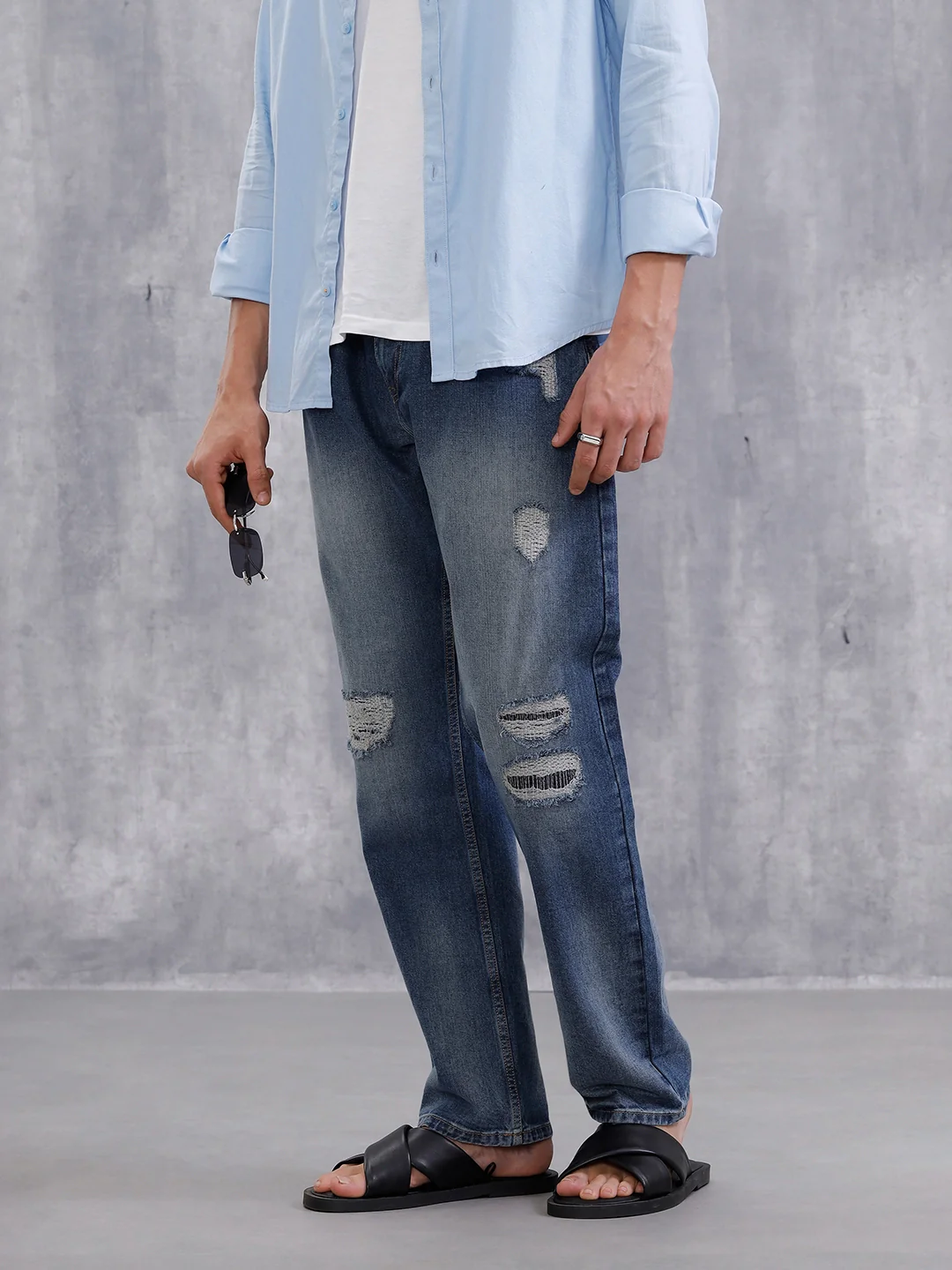 Solid Anti Fit Distressed Jeans | Blue - Image 4