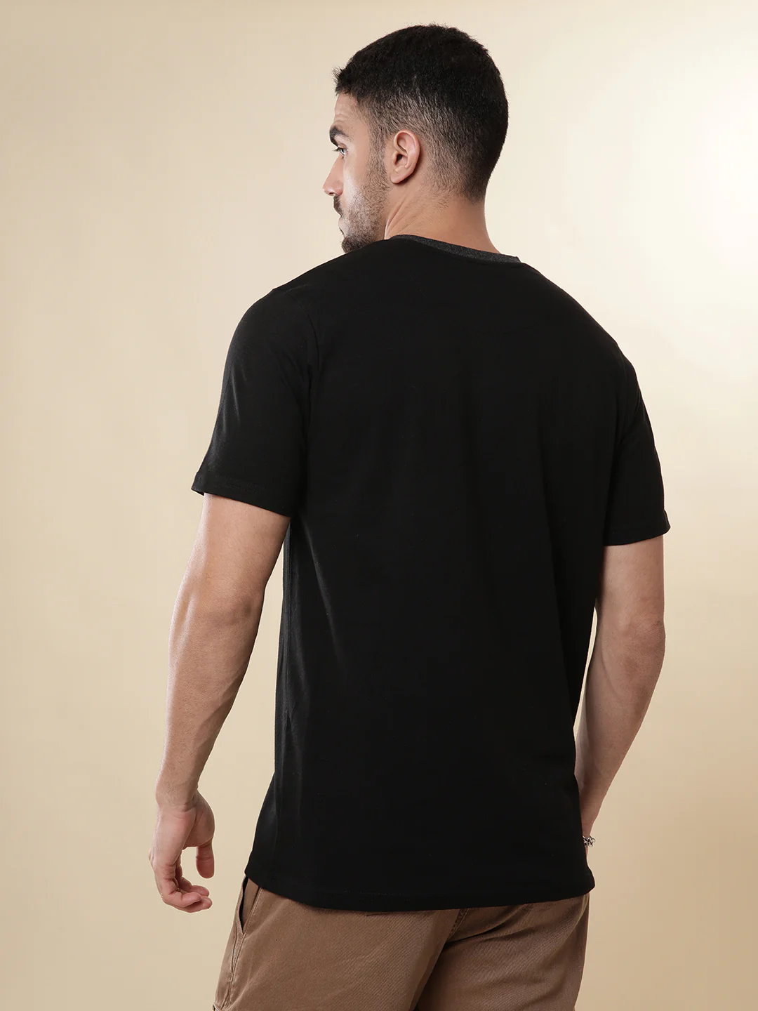 Solid Black Contrast Collar T-Shirt - Image 3