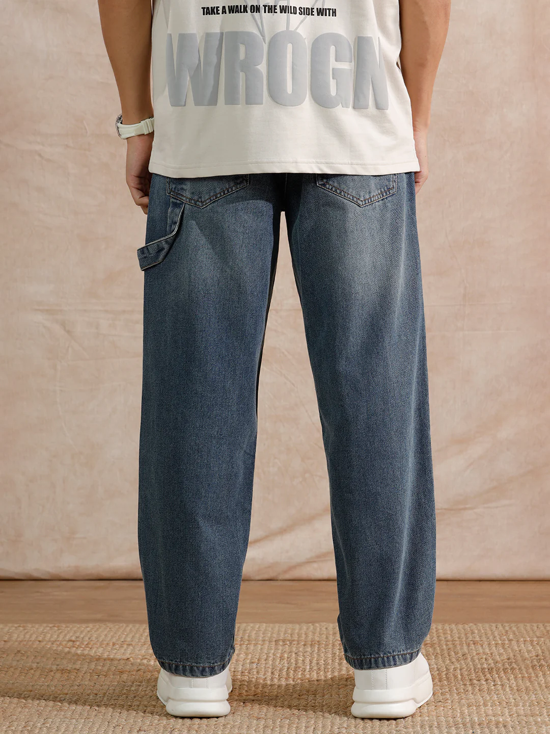 Solid Heavy Fade Loose Fit Jeans | Blue - Image 4