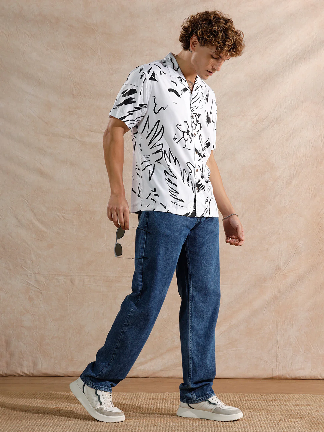 Solid Heavy Fade Anti Fit Jeans | Blue - Image 2